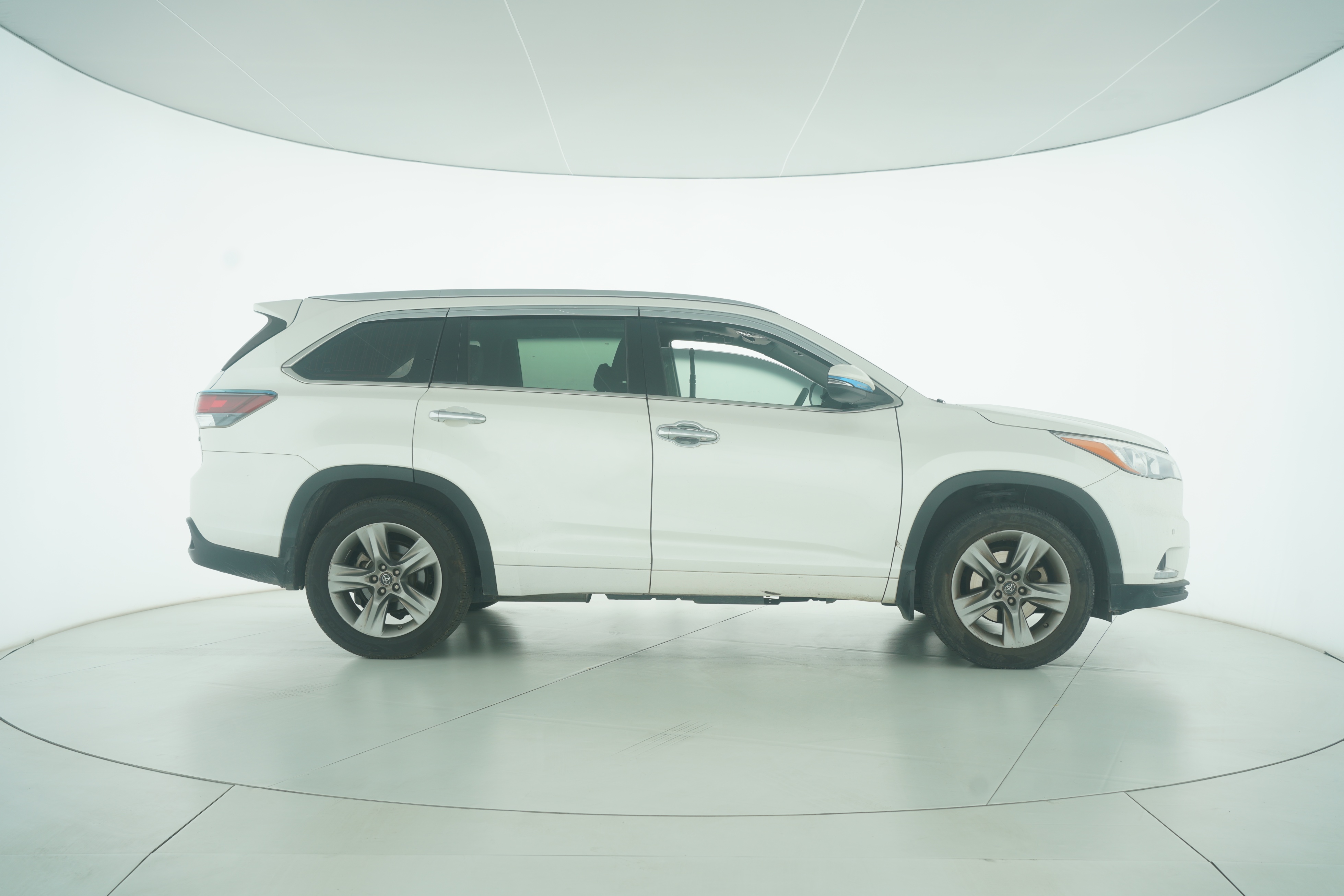 Toyota Highlander 2017 — фото 8