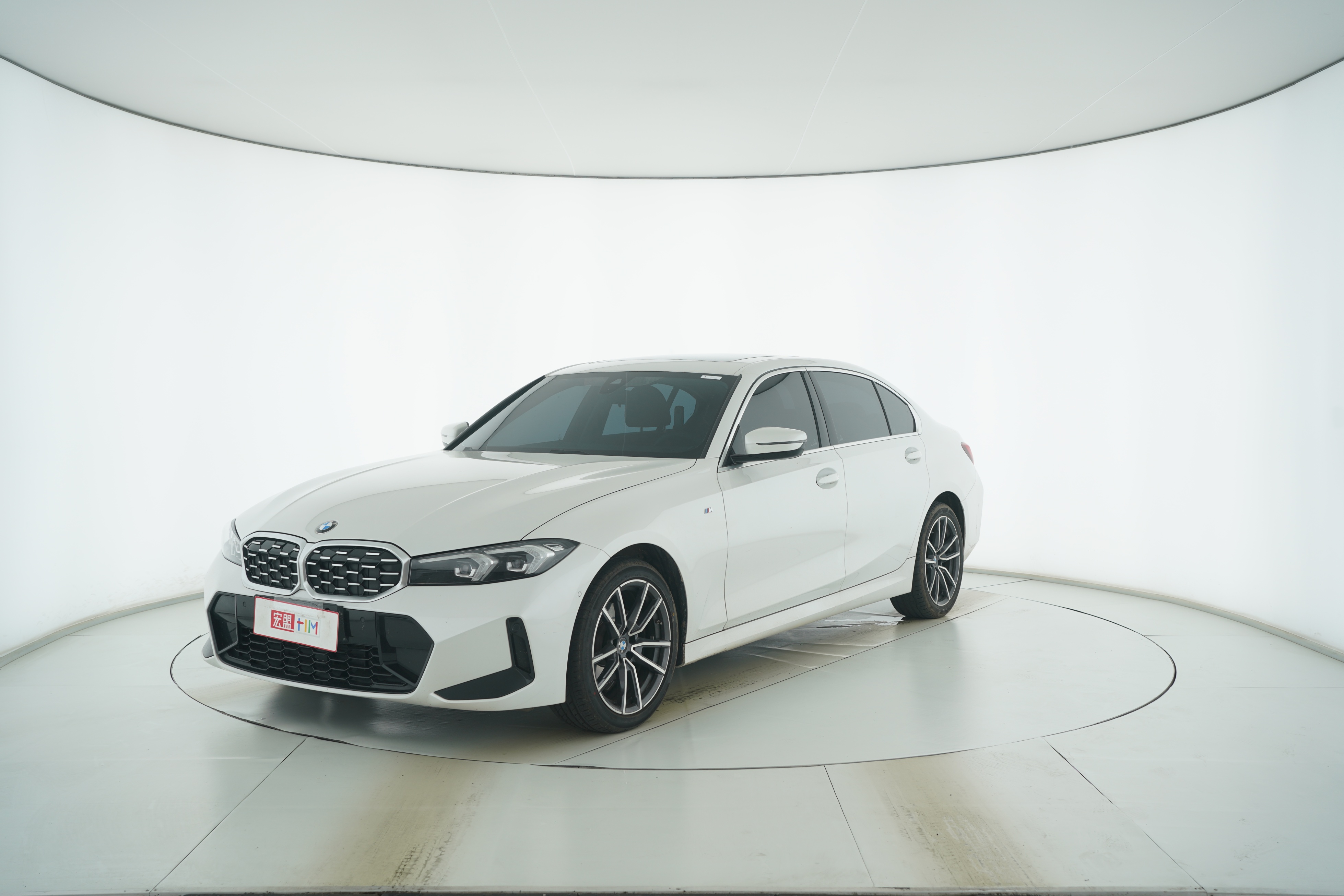 BMW 3 Series 2023 — фото 1