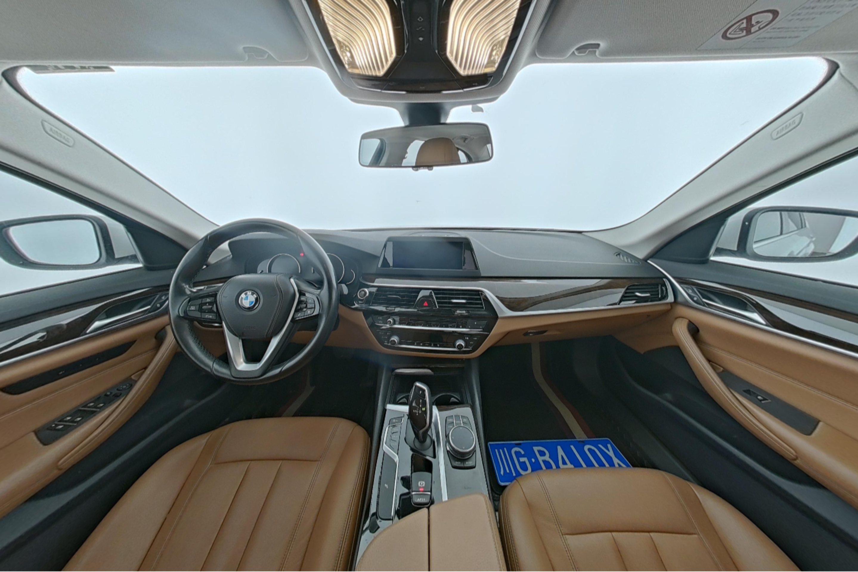 BMW 5 Series 2018 — фото 9