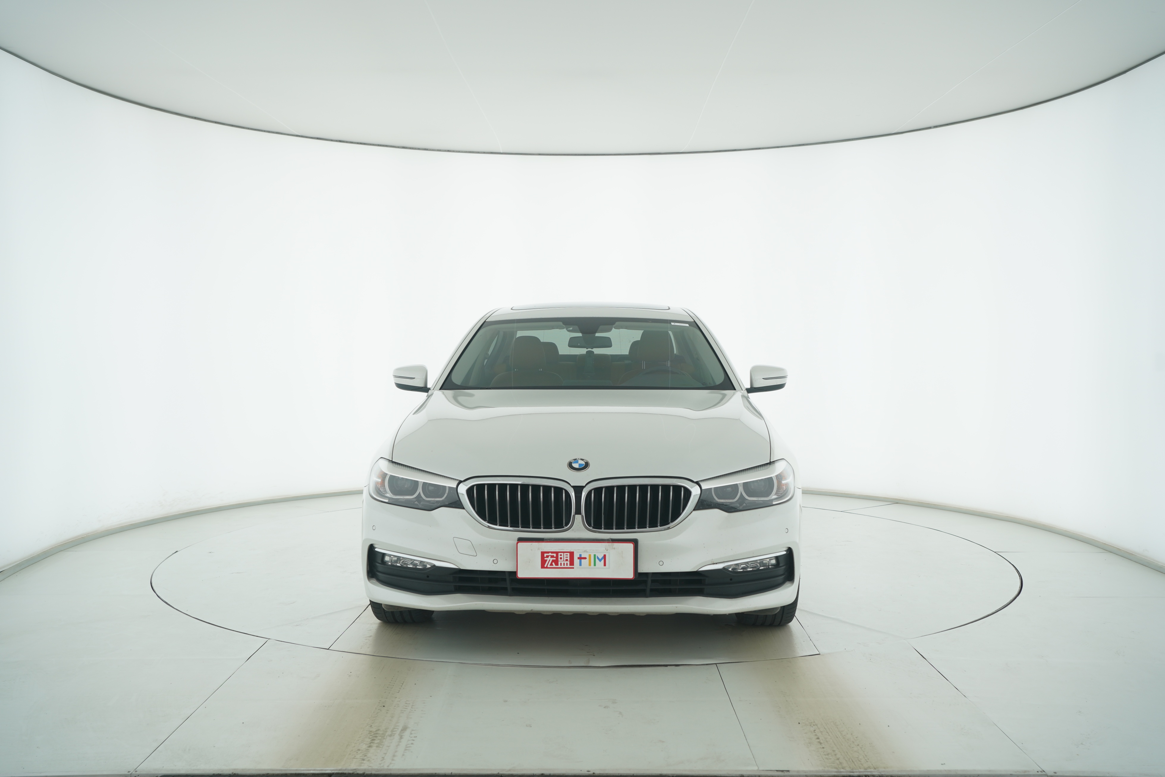 BMW 5 Series 2018 — фото 5