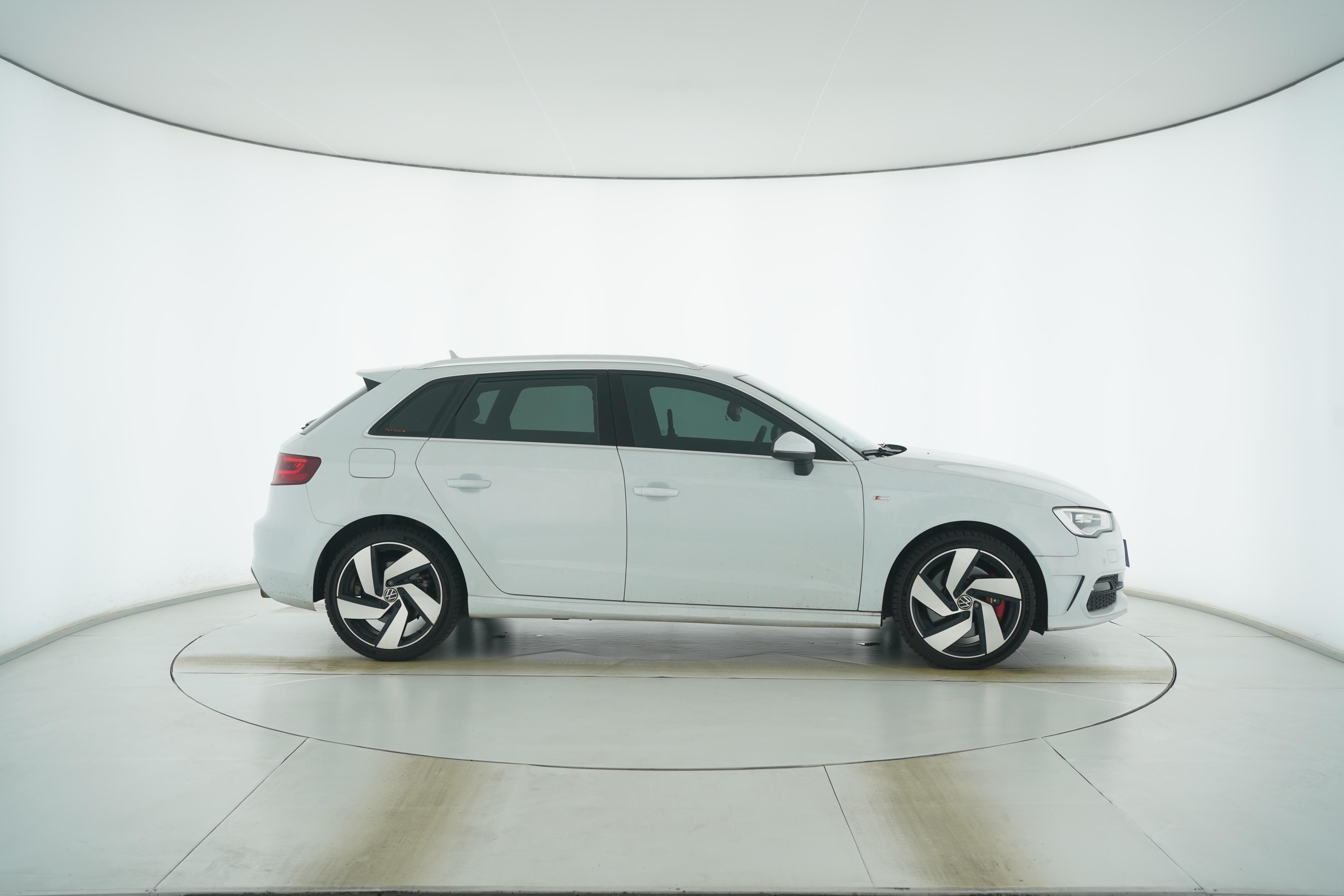 Audi A3(Imported) 2015 — фото 8
