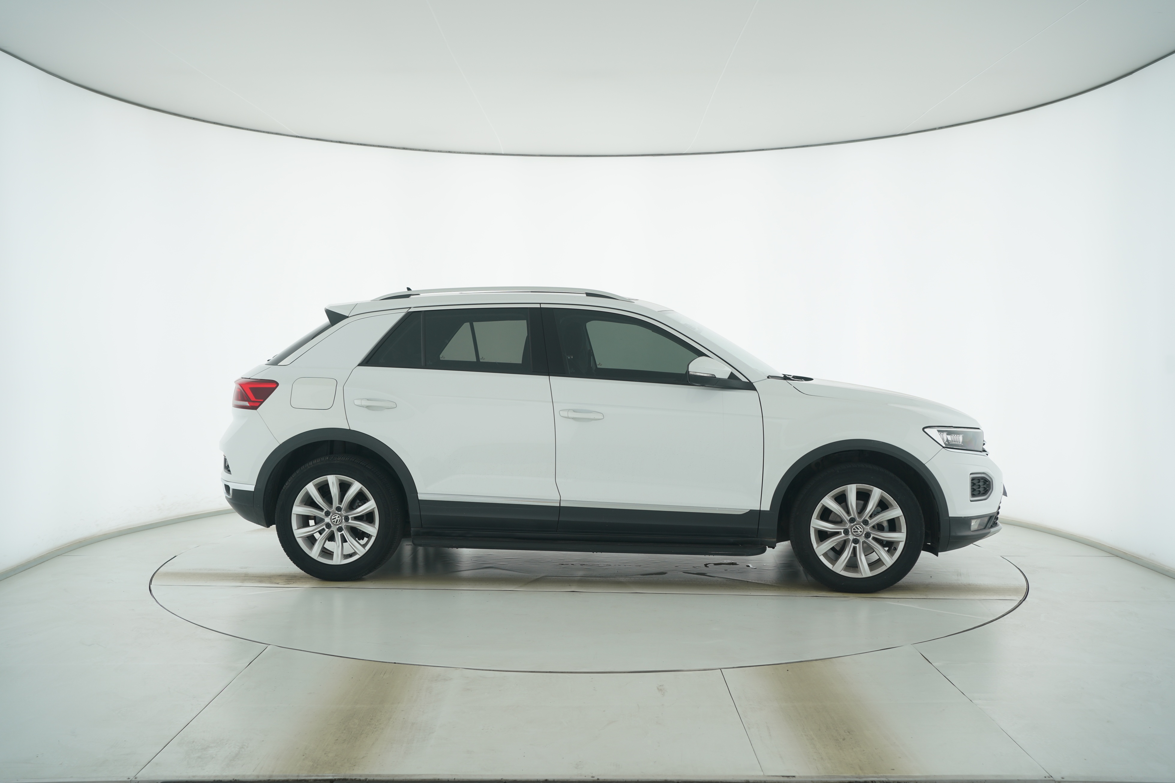 Volkswagen T-ROC 2018 — фото 8