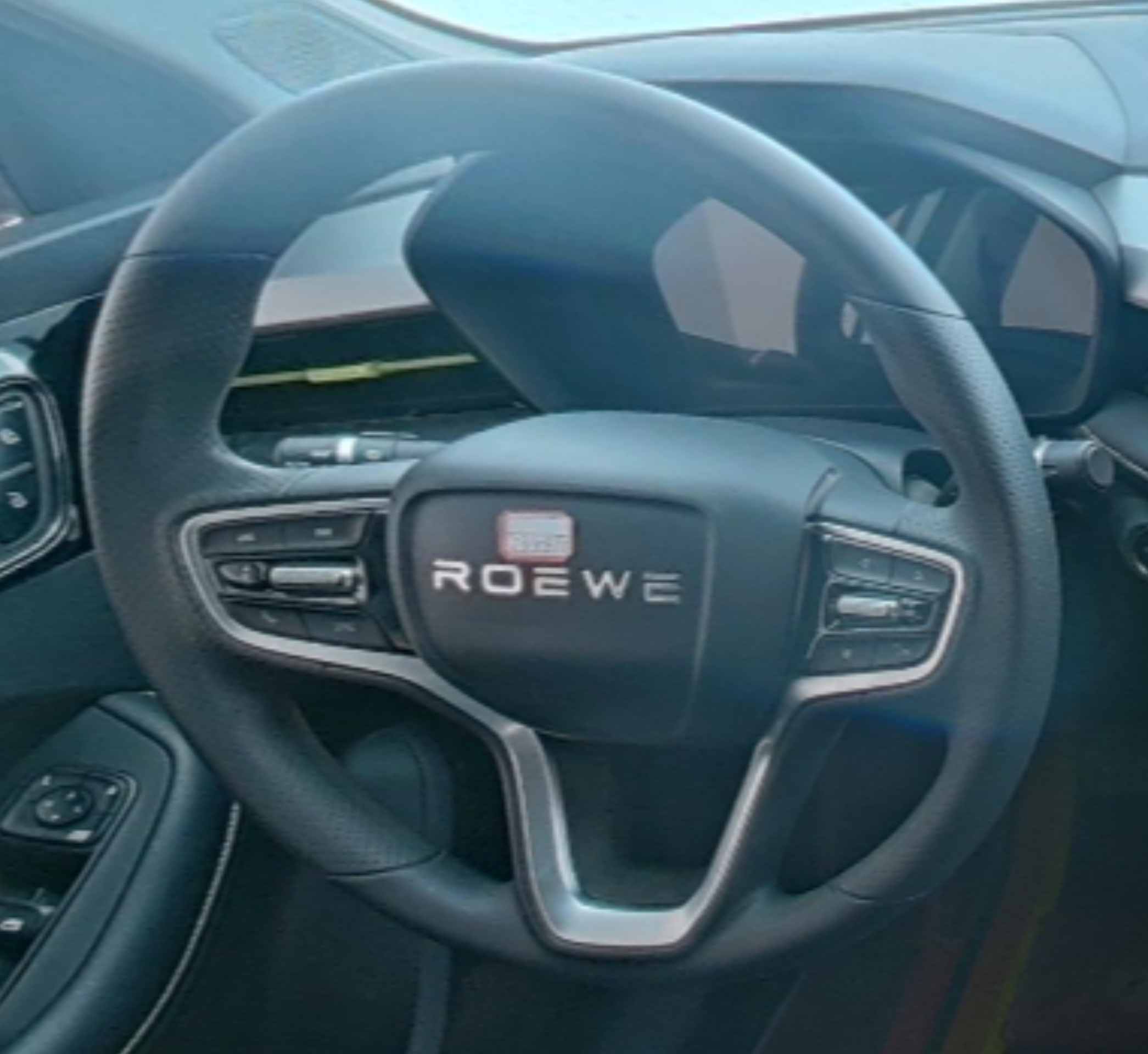 Roewe i5 2020 — фото 10