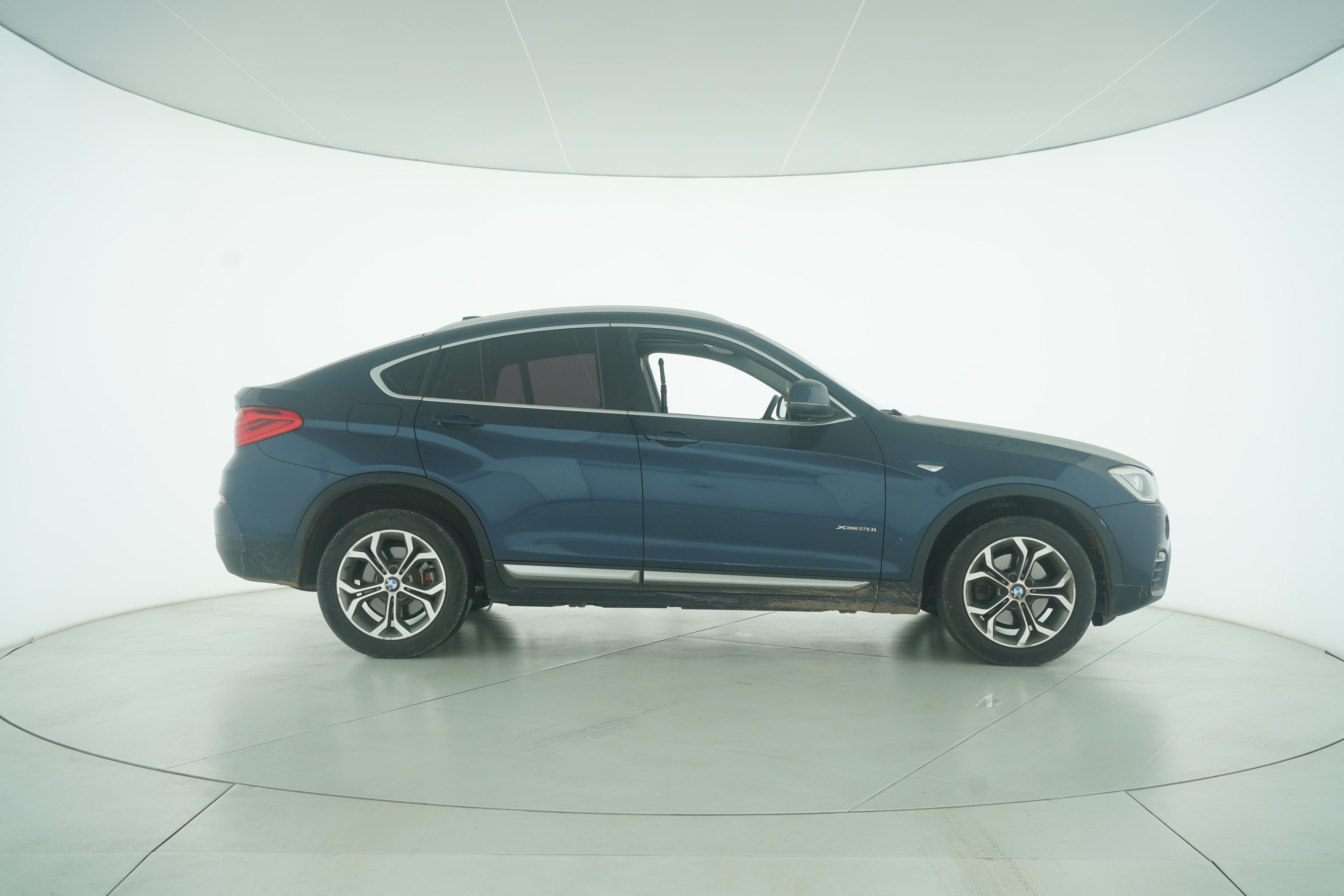 BMW X4 2016 — фото 8