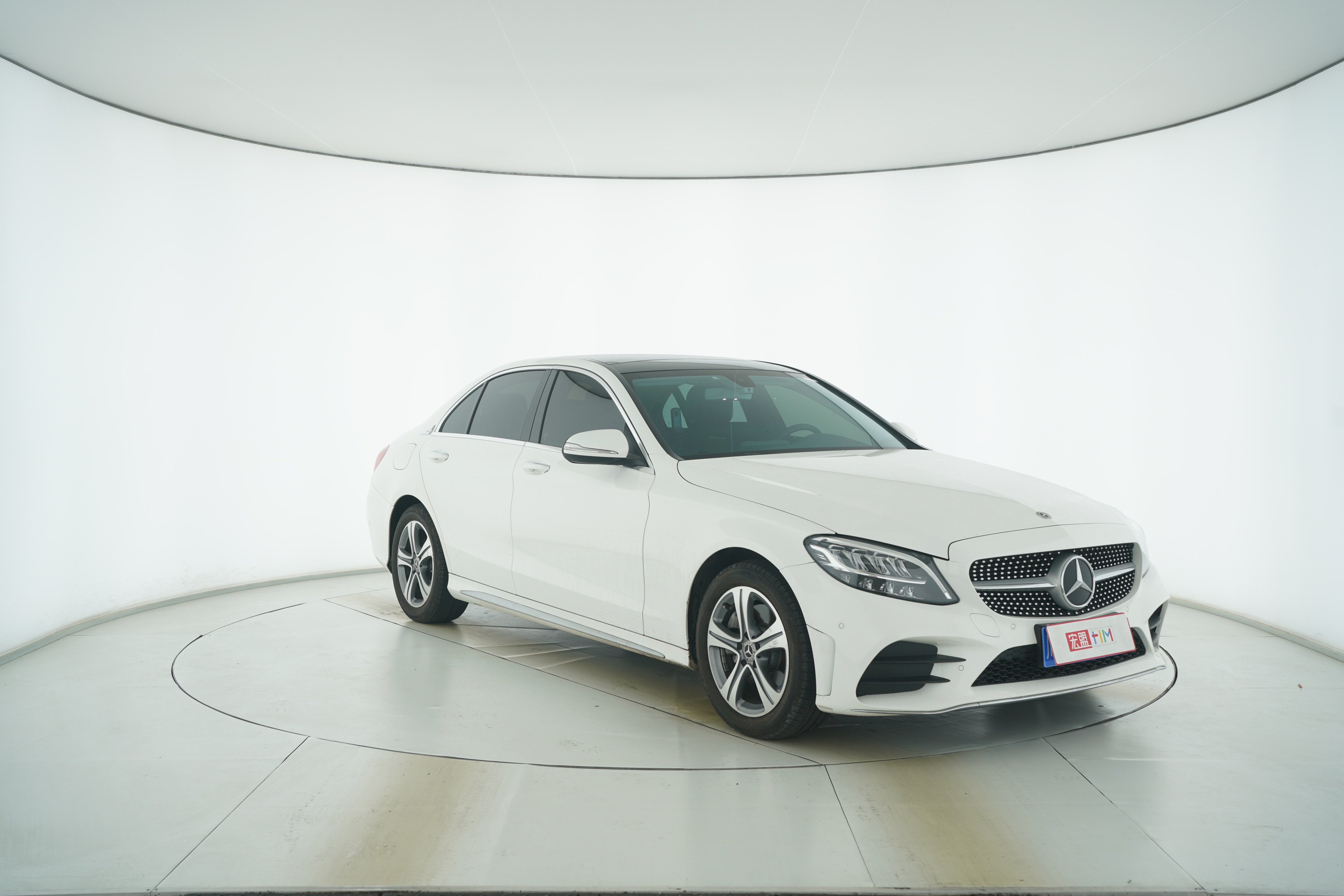 Mercedes Benz C-Class 2019 — фото 2