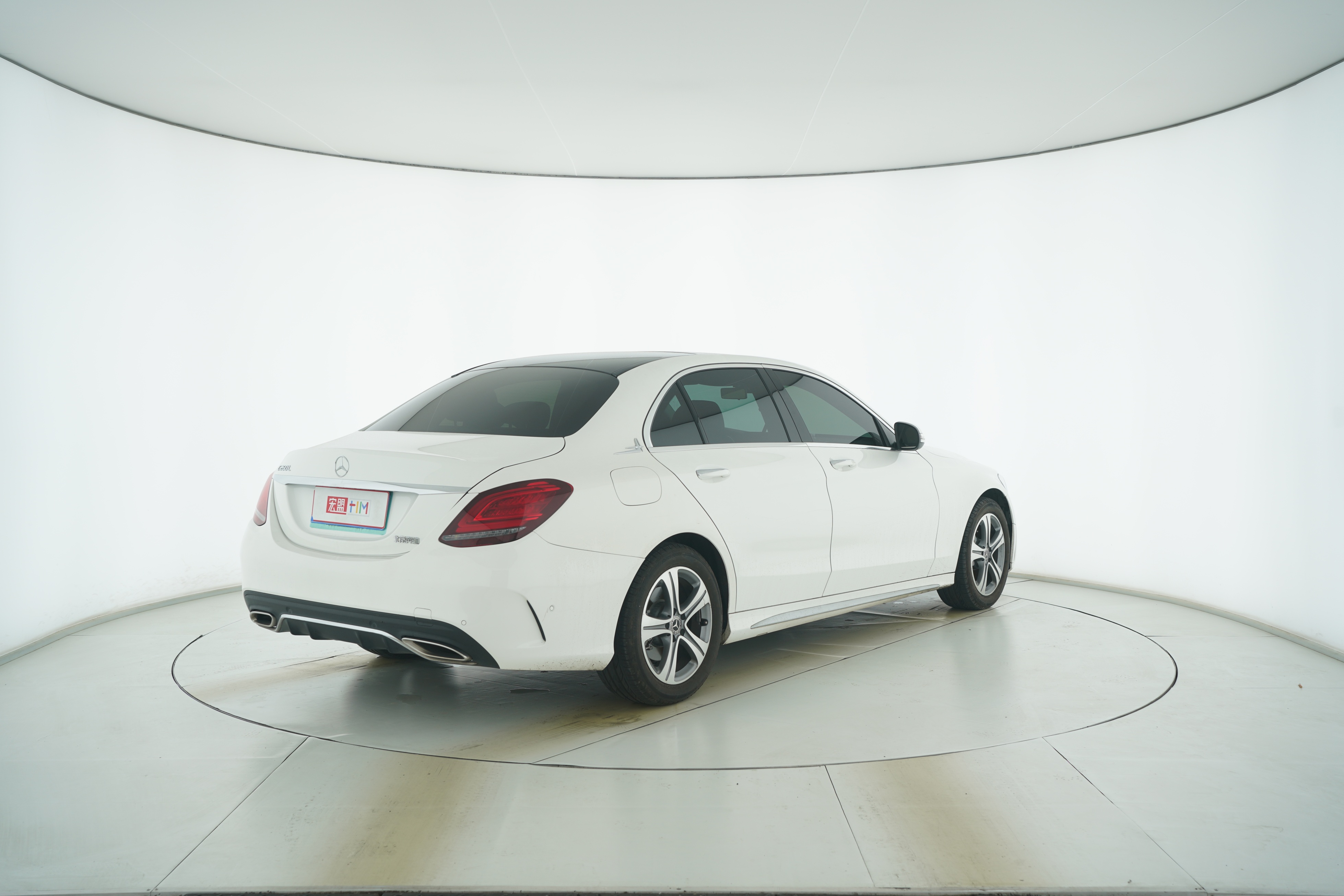 Mercedes Benz C-Class 2019 — фото 4