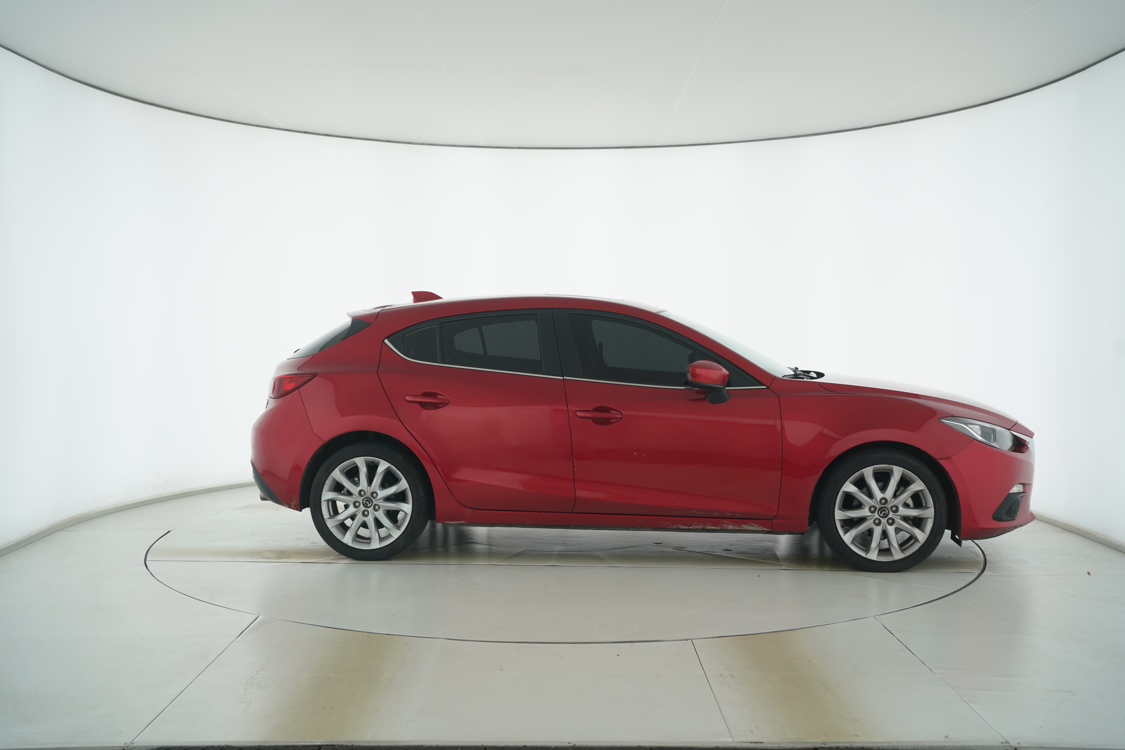 Mazda 3 Aveo 2015 — фото 8