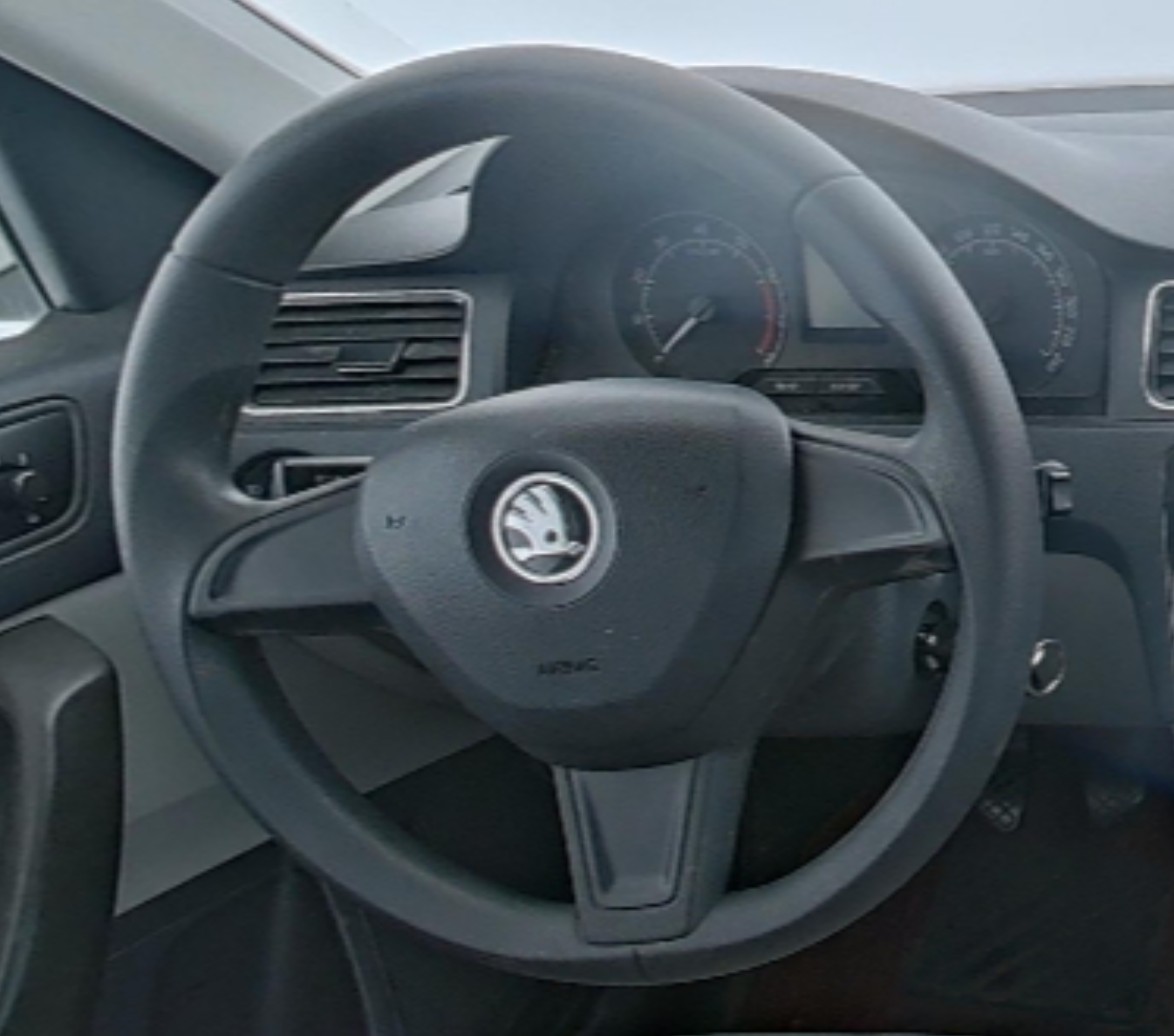 Skoda Xinrui 2016 — фото 10