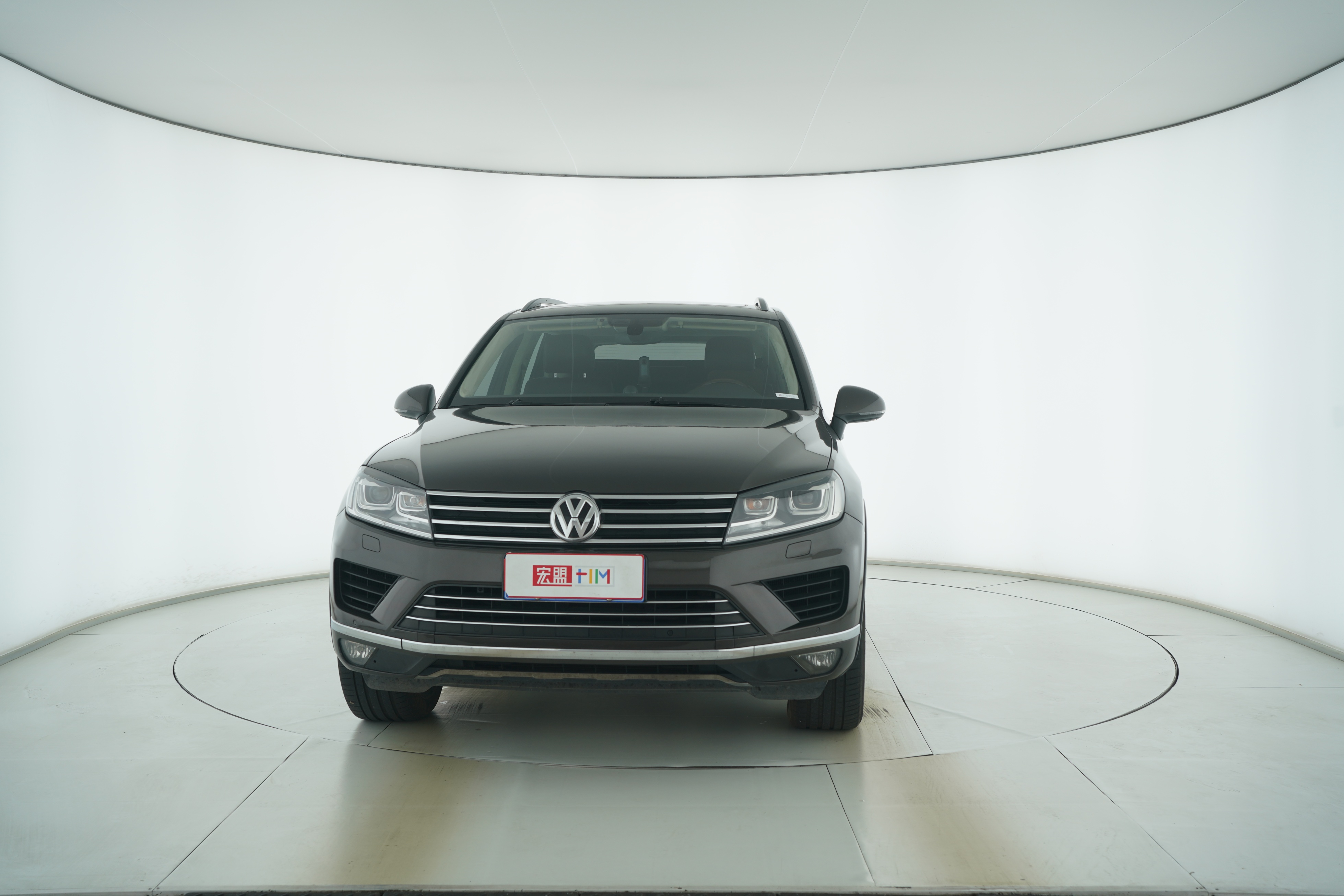 Volkswagen Touareg 2017 — фото 5
