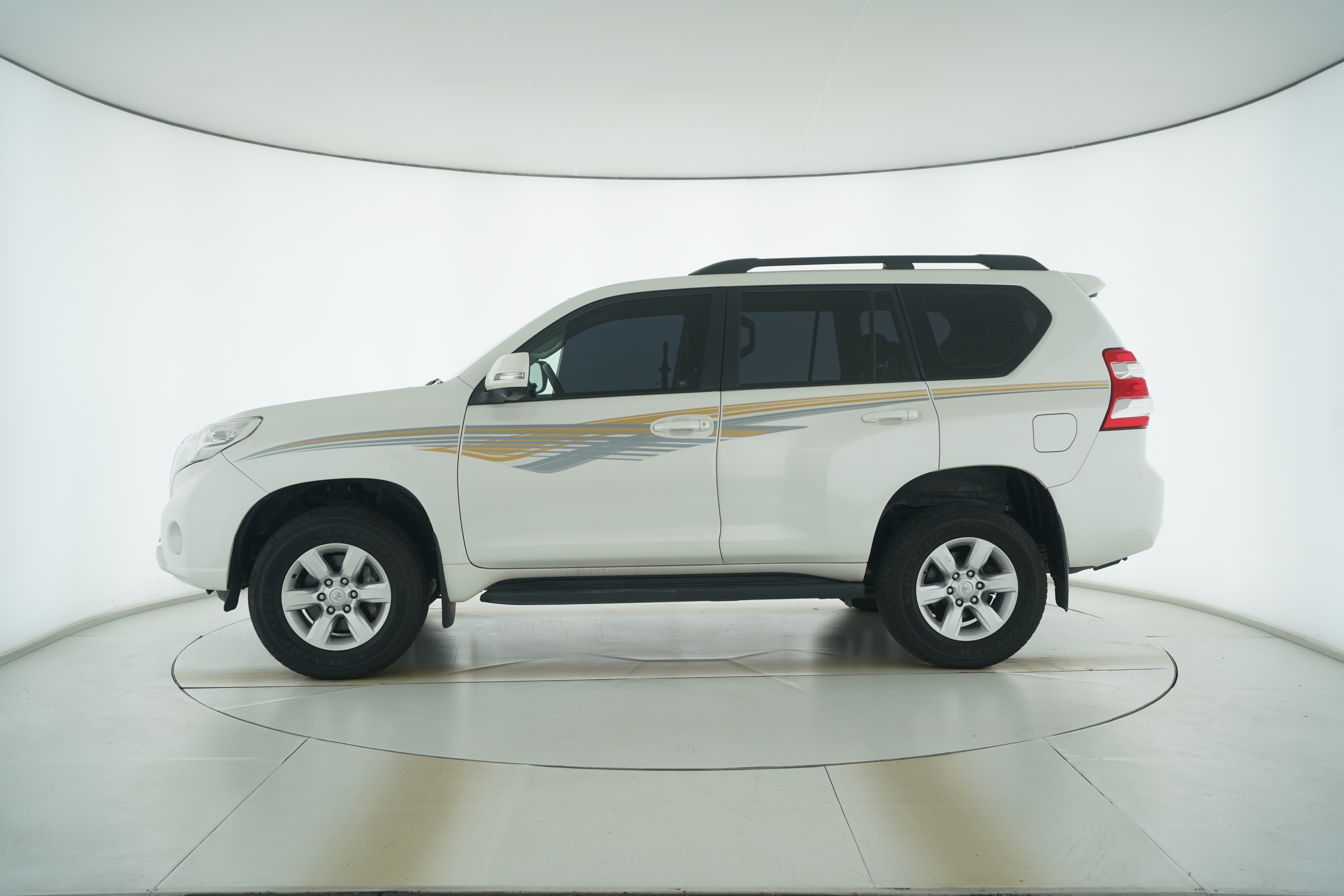 Toyota Prado 2016 — фото 7