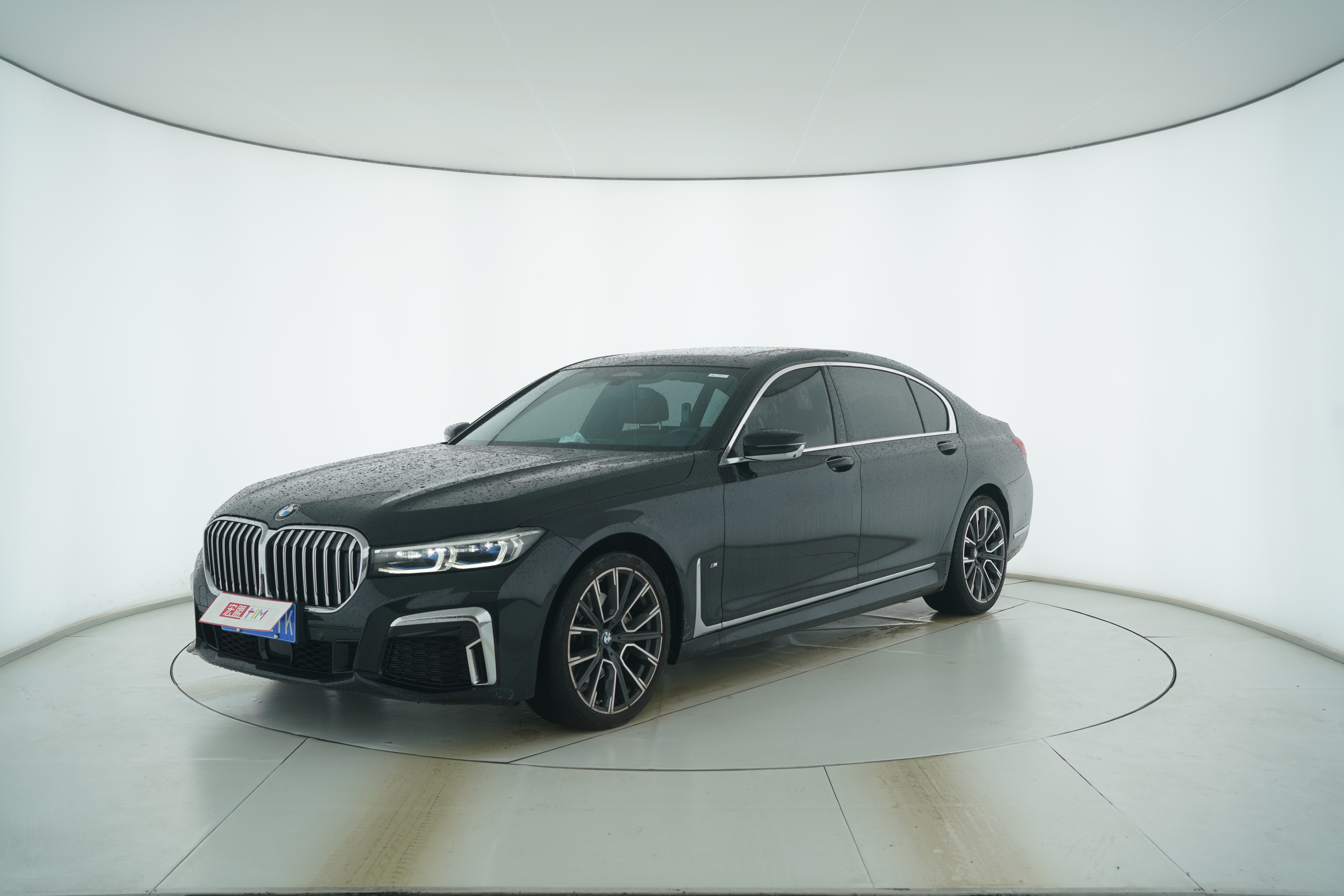 BMW 7 Series 2021 — фото 1
