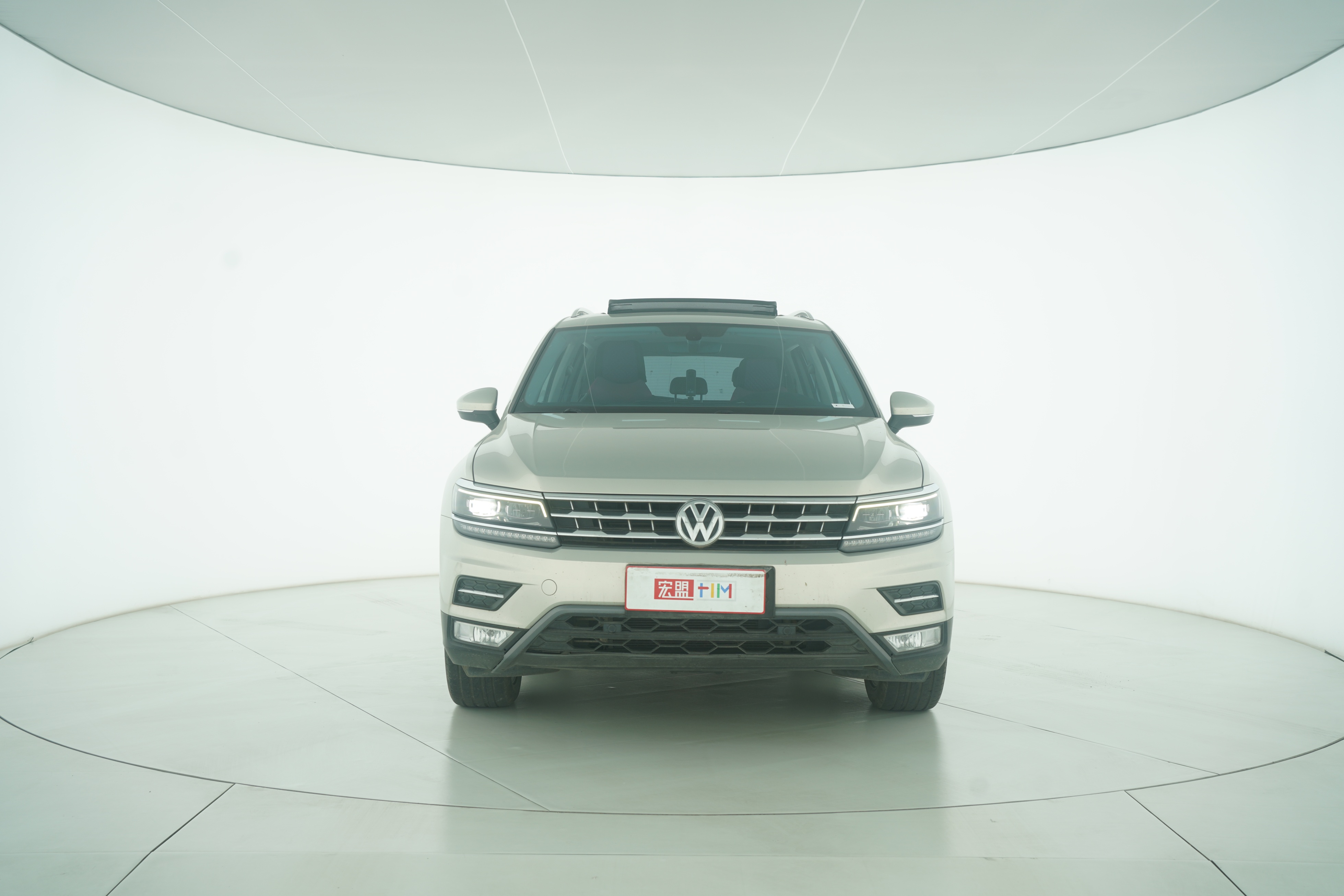 Volkswagen Tiguan L 2017 — фото 5
