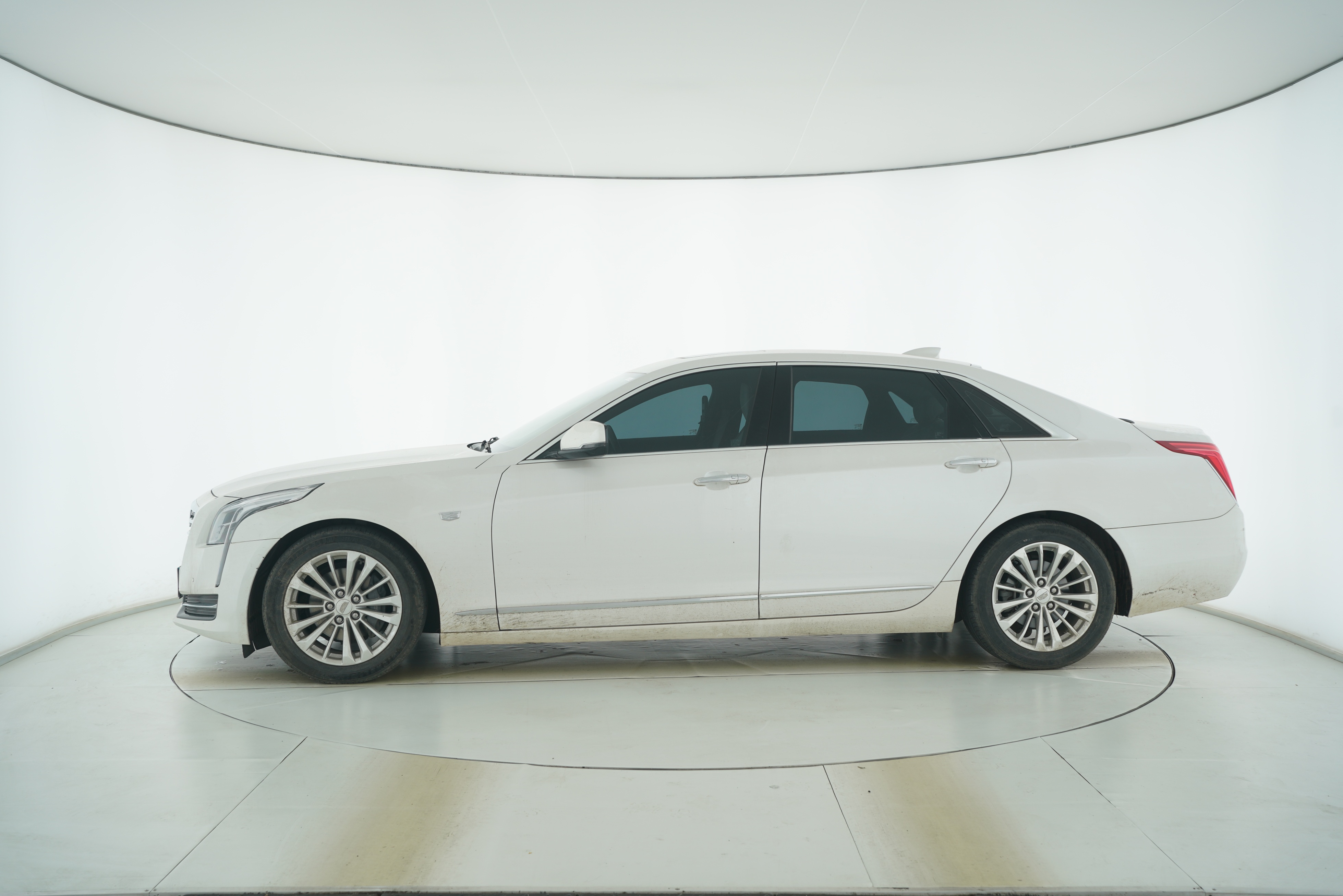 Cadillac CT6 2016 — фото 7