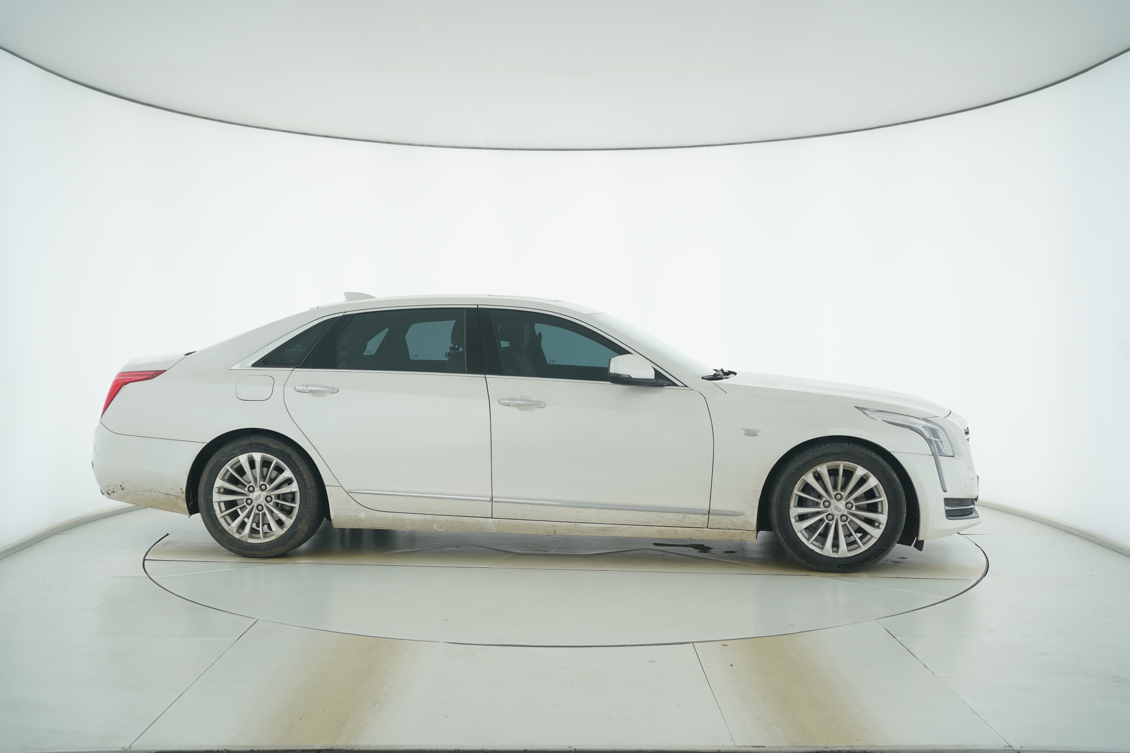 Cadillac CT6 2016 — фото 8