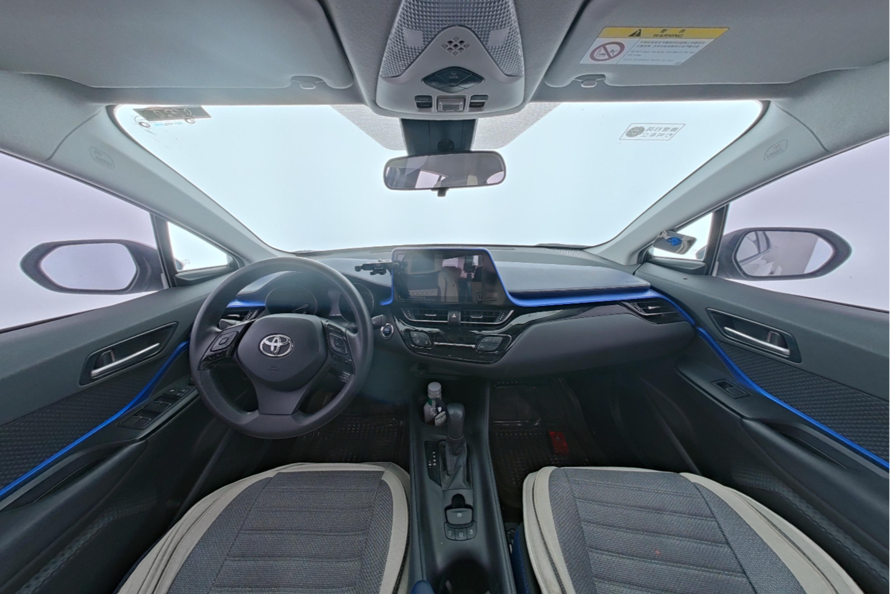 Toyota C-HR 2021 — фото 9