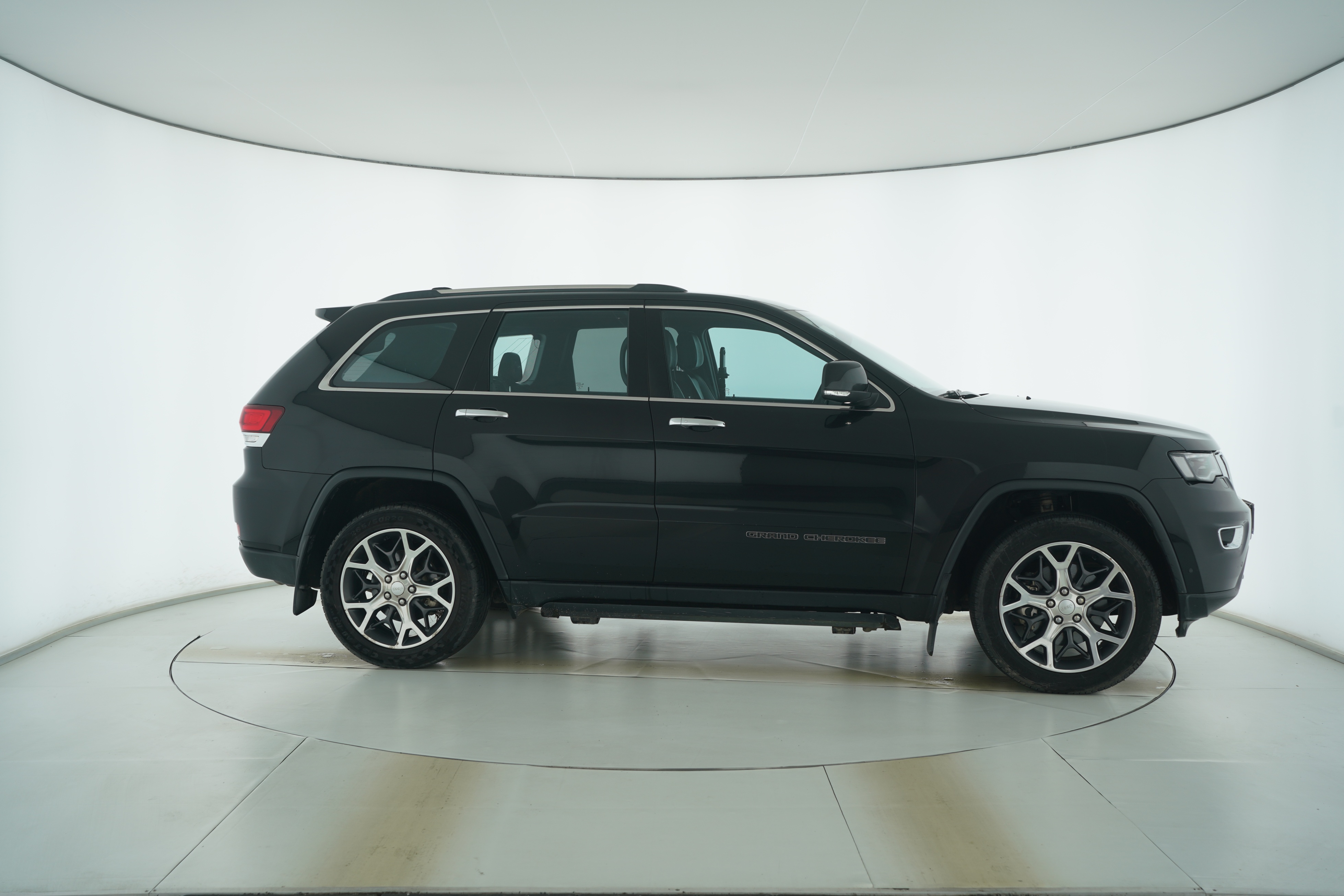Jeep Grand Cherokee (Imported) 2020 — фото 8