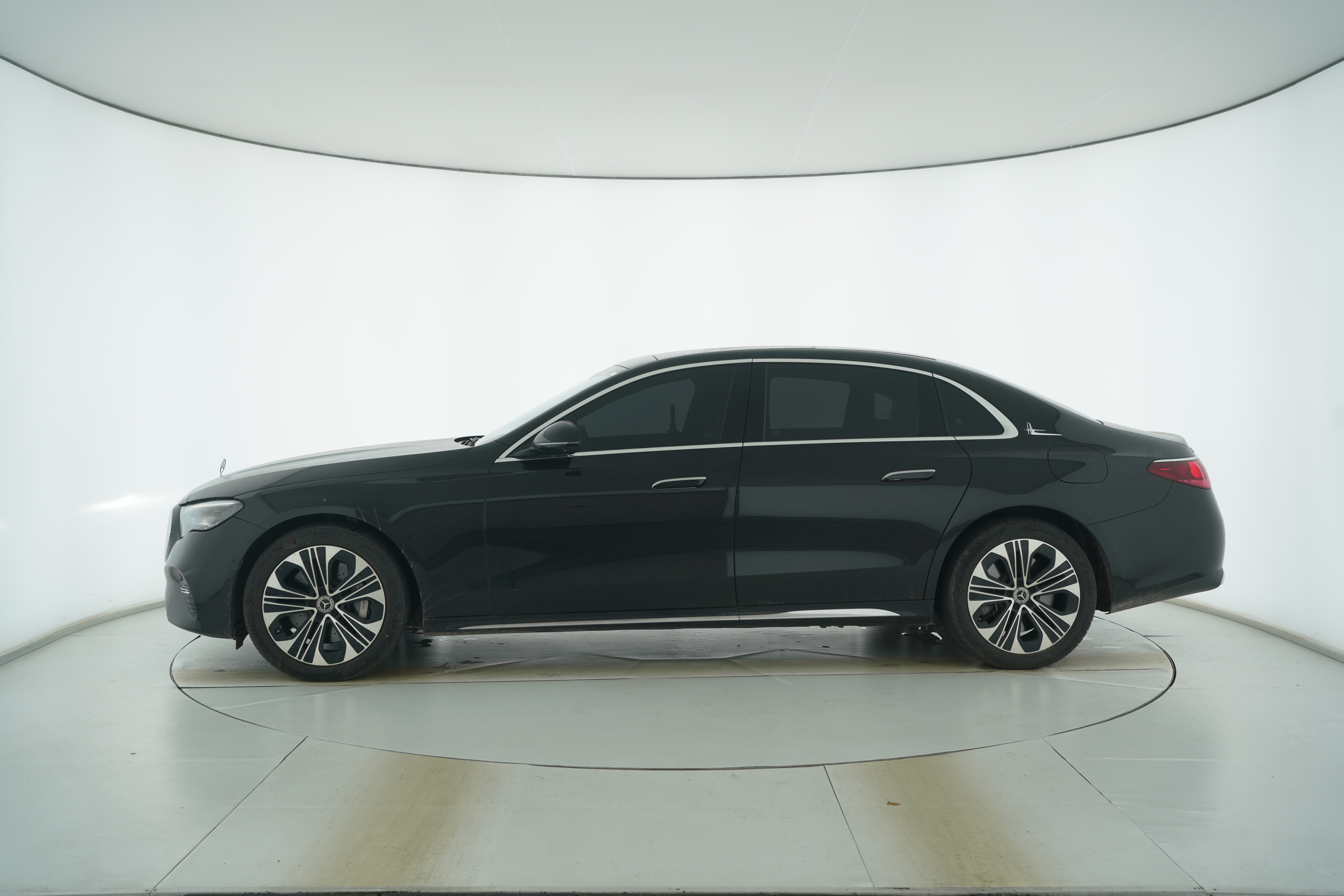 Mercedes Benz Mercedes-benz E-Class Plug-in Hybrid 2024 — фото 7