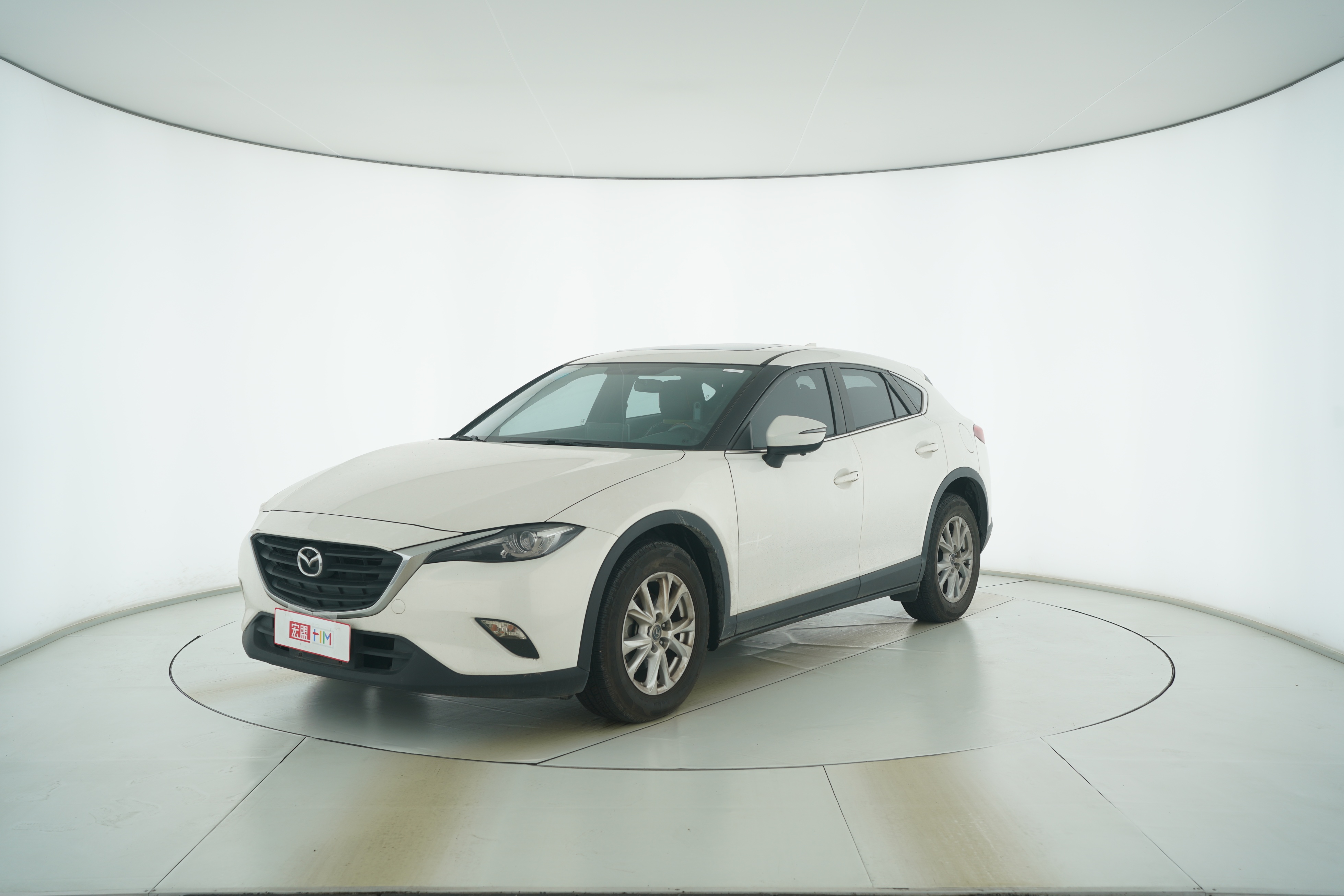 Mazda CX-4 2018 — фото 1