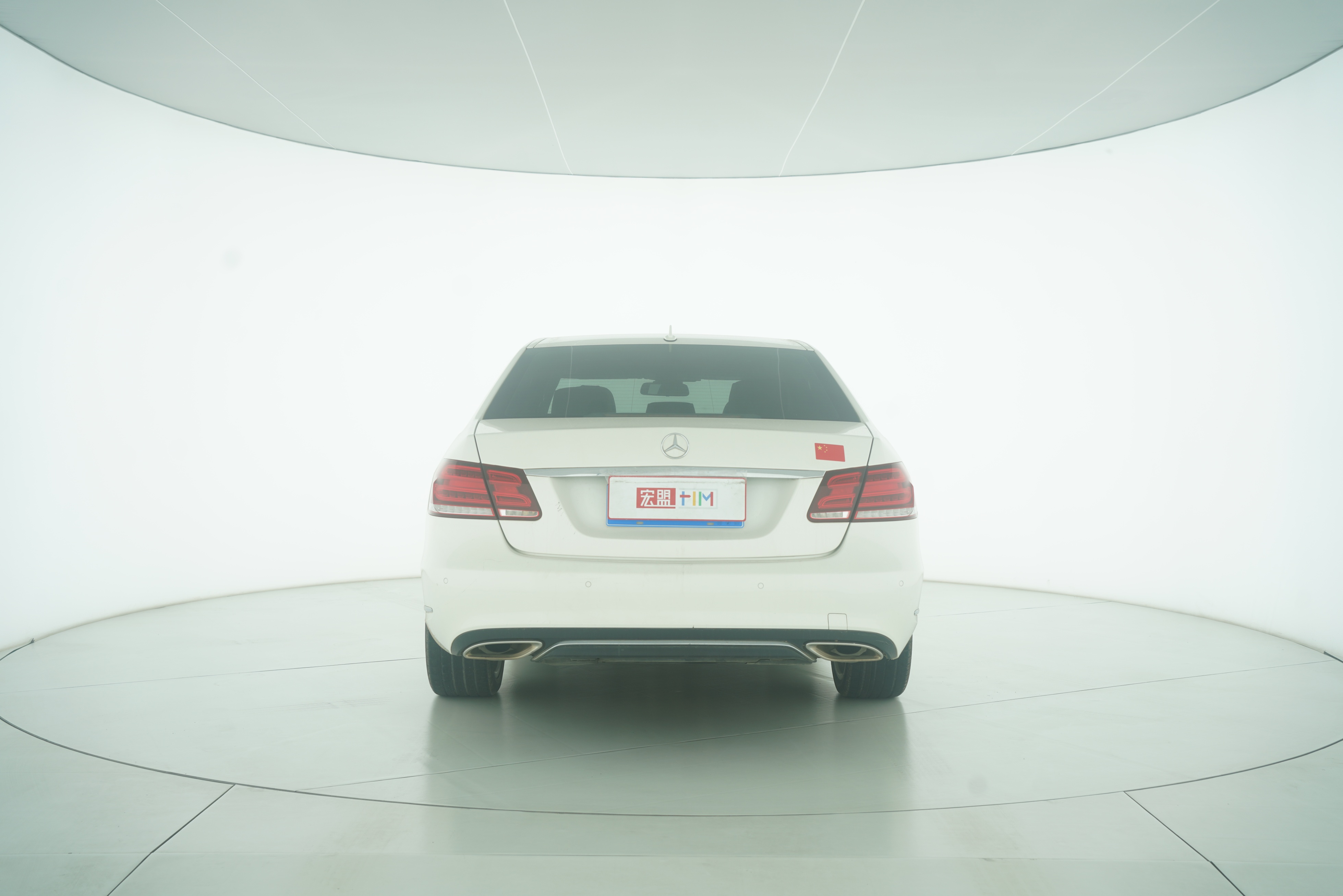Mercedes Benz E-Class 2015 — фото 6