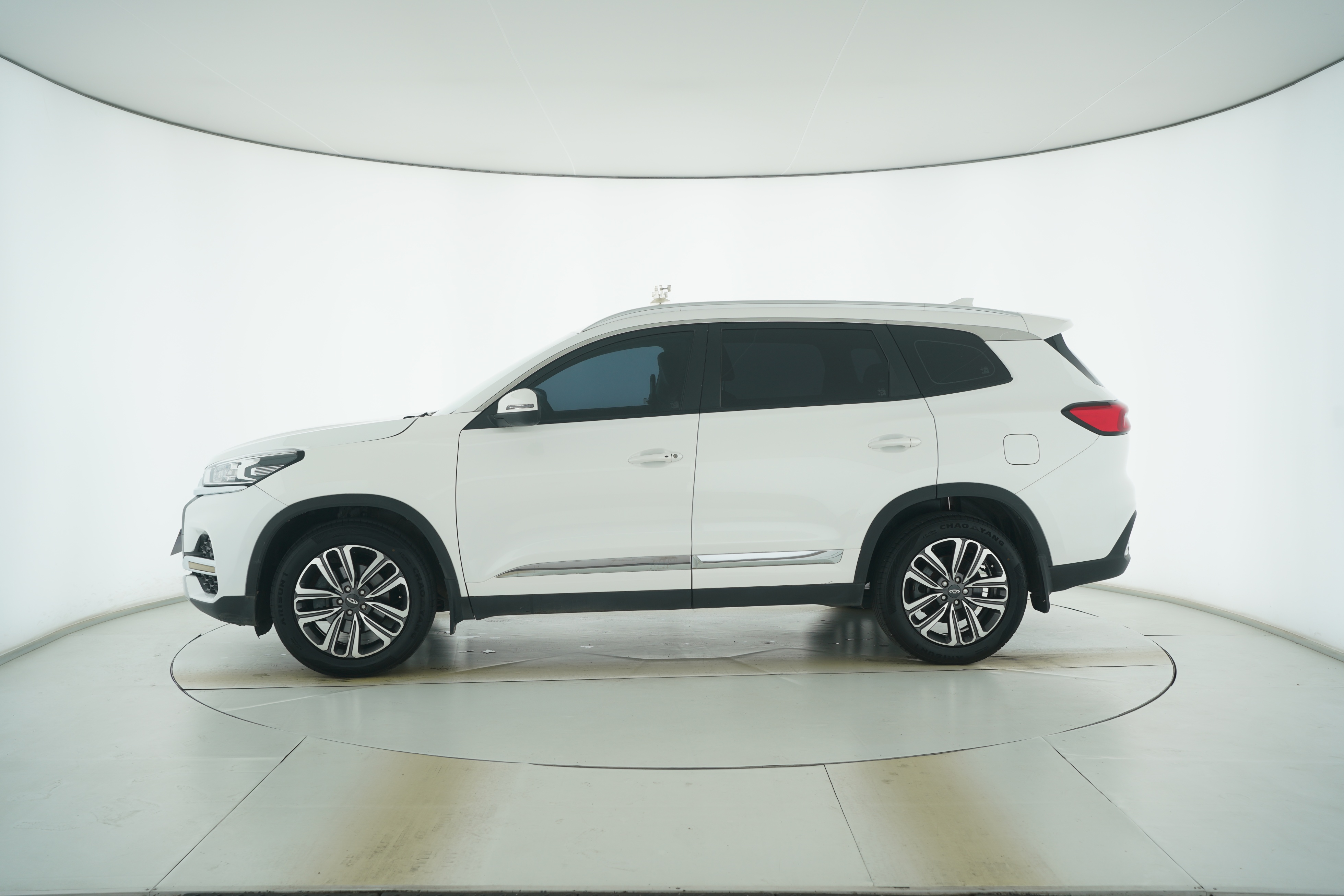 CHERY Tiggo 8 2018 — фото 7
