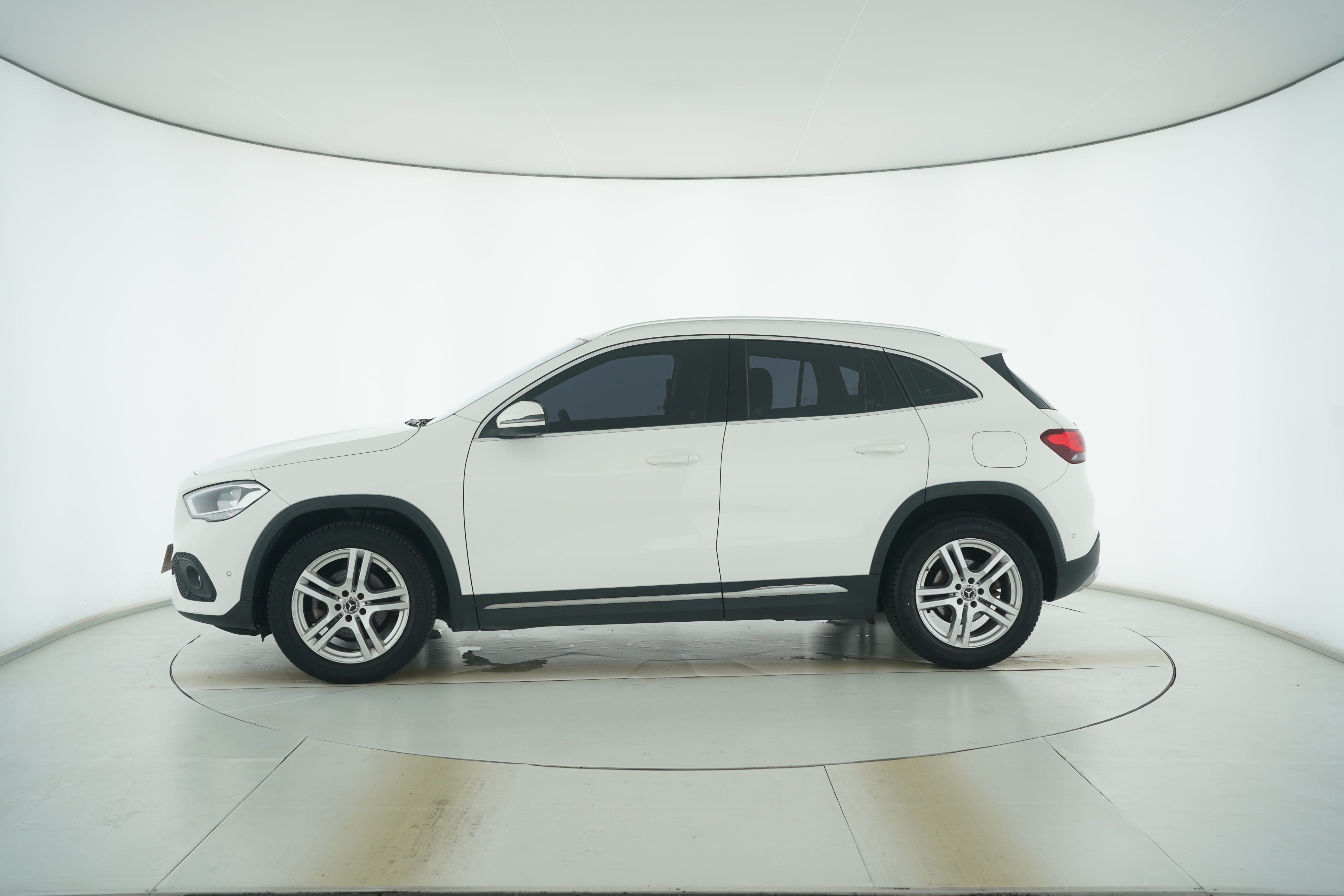 Mercedes Benz GLA 2020 — фото 7