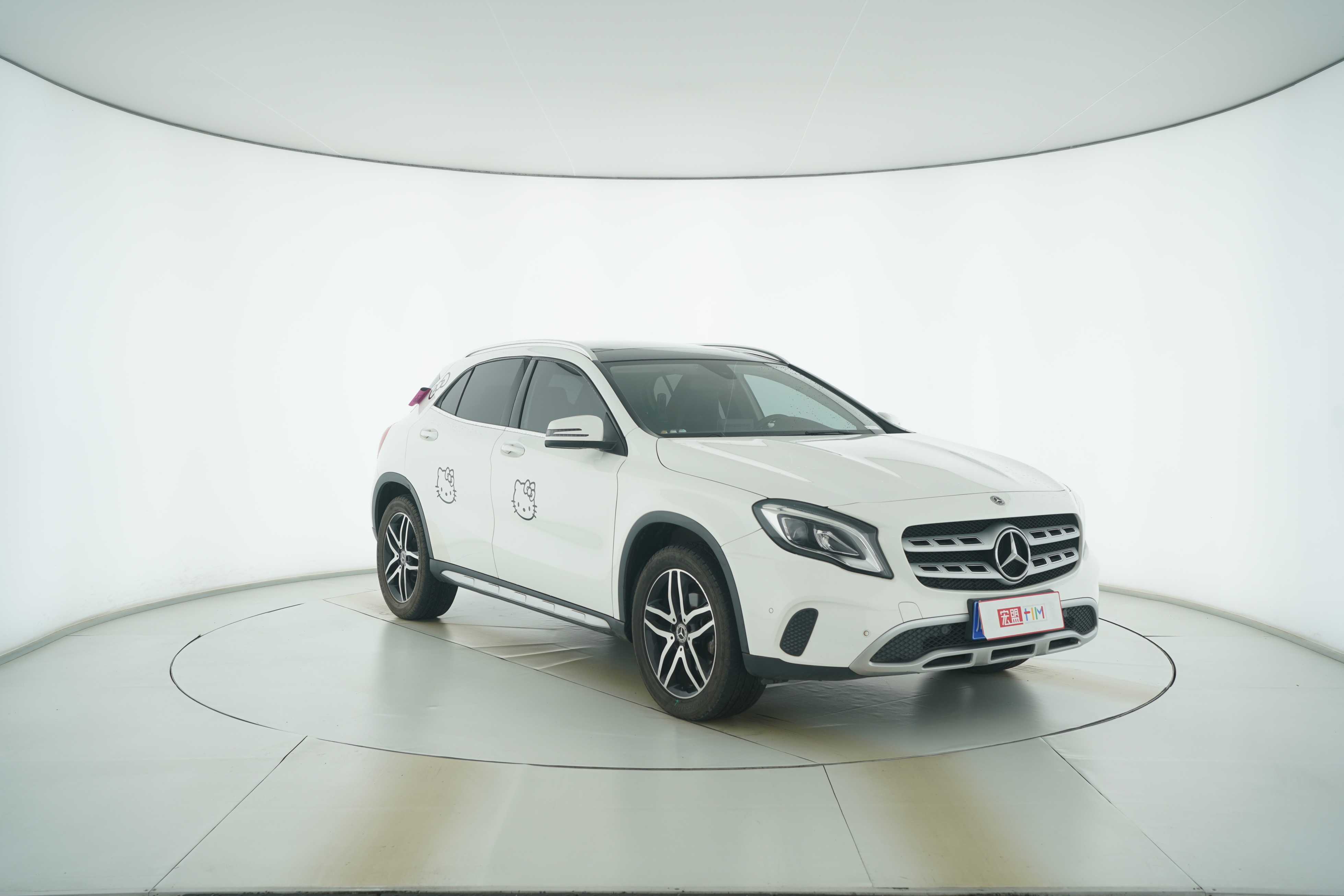 Mercedes Benz GLA 2018 — фото 2