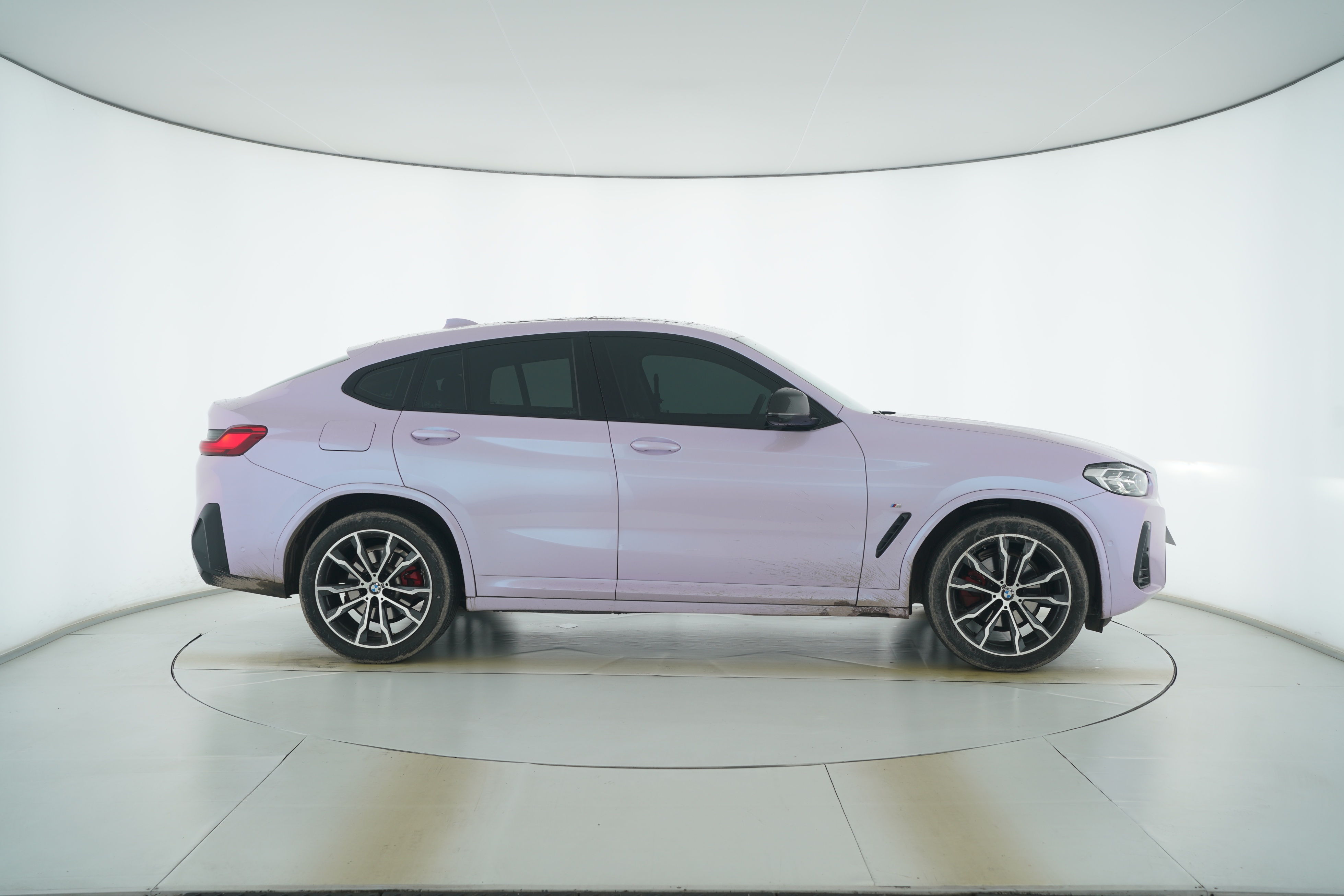 BMW X4 2022 — фото 8