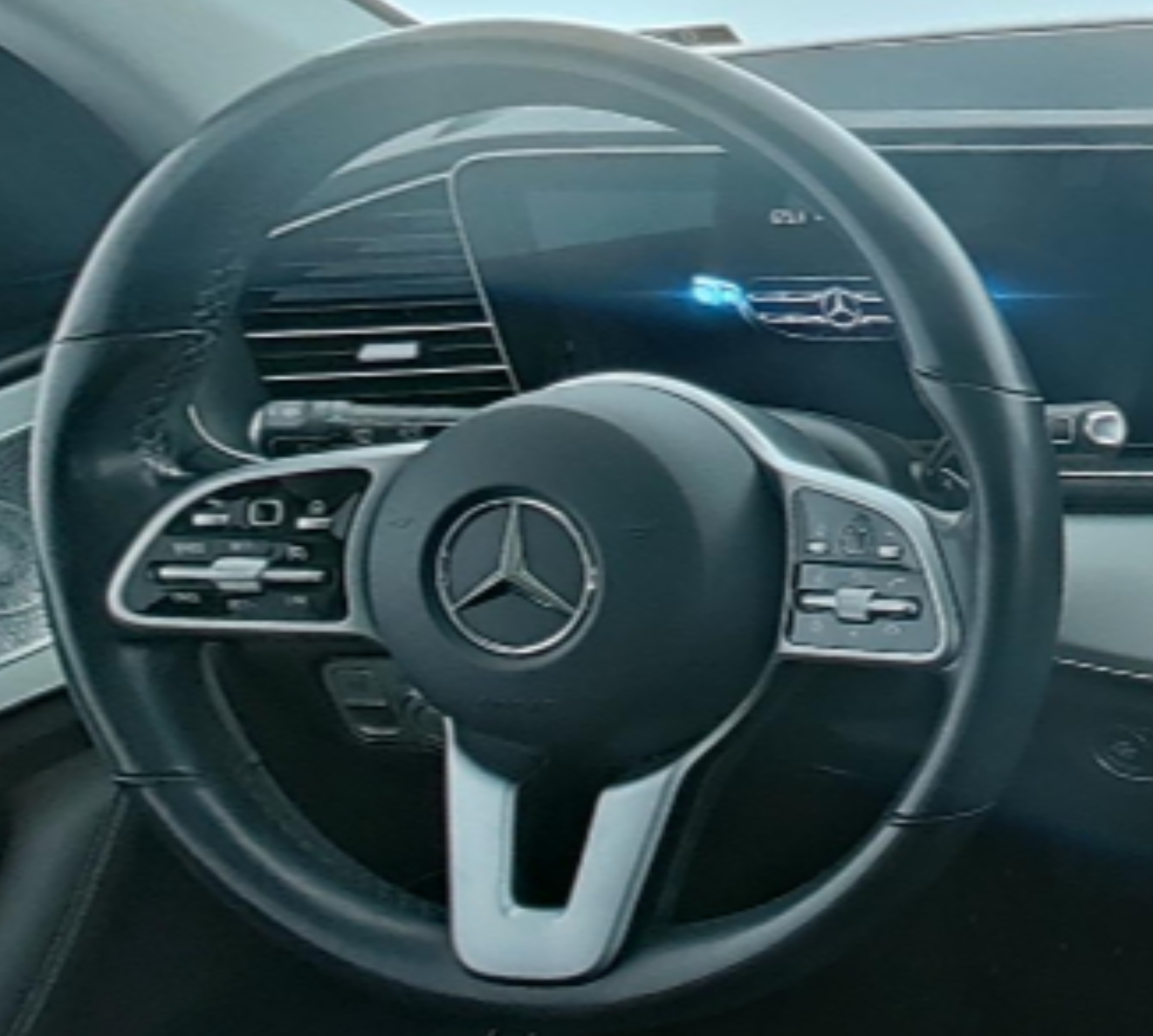 Mercedes Benz GLE 2021 — фото 10