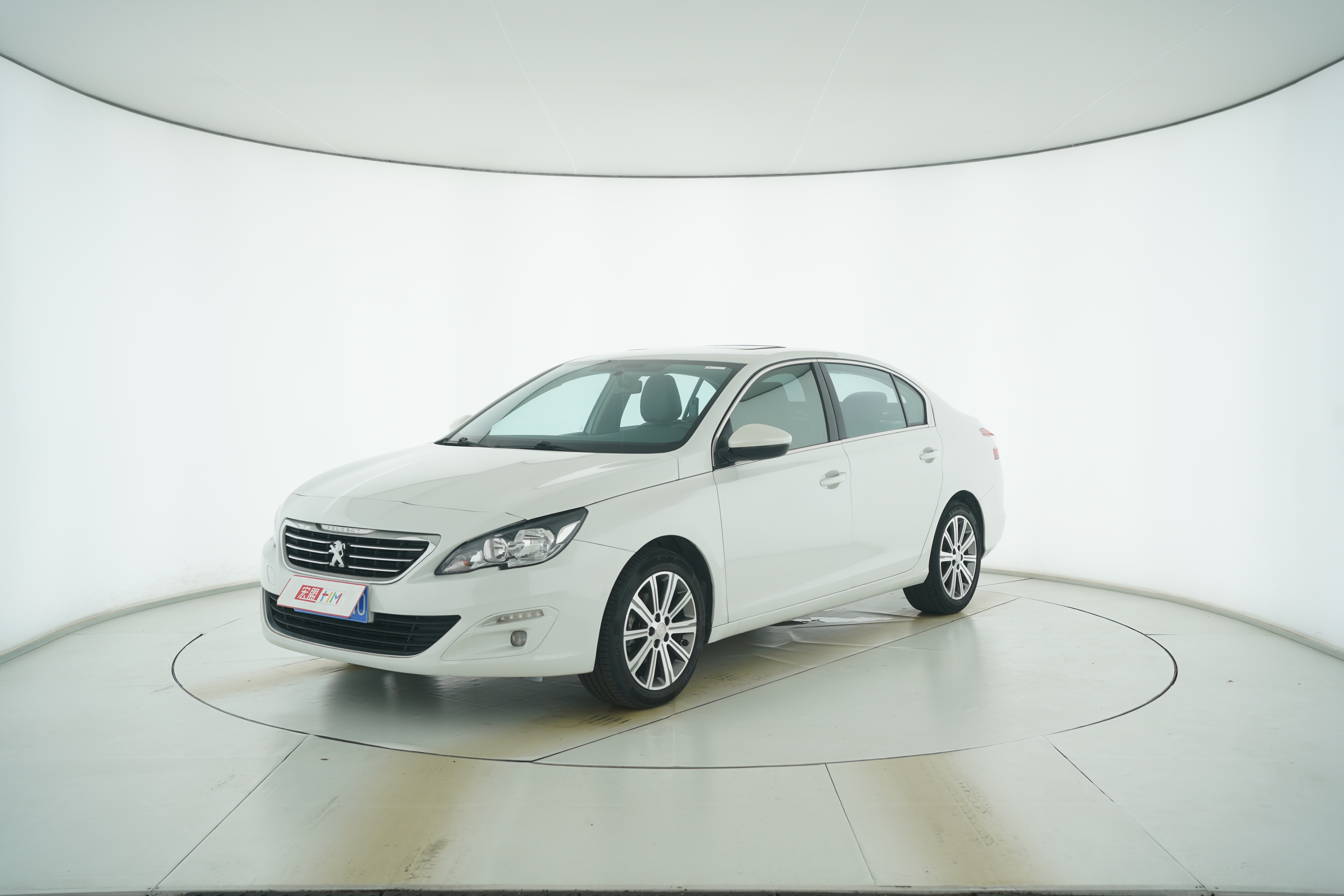 Peugeot 408 2014 — фото 1