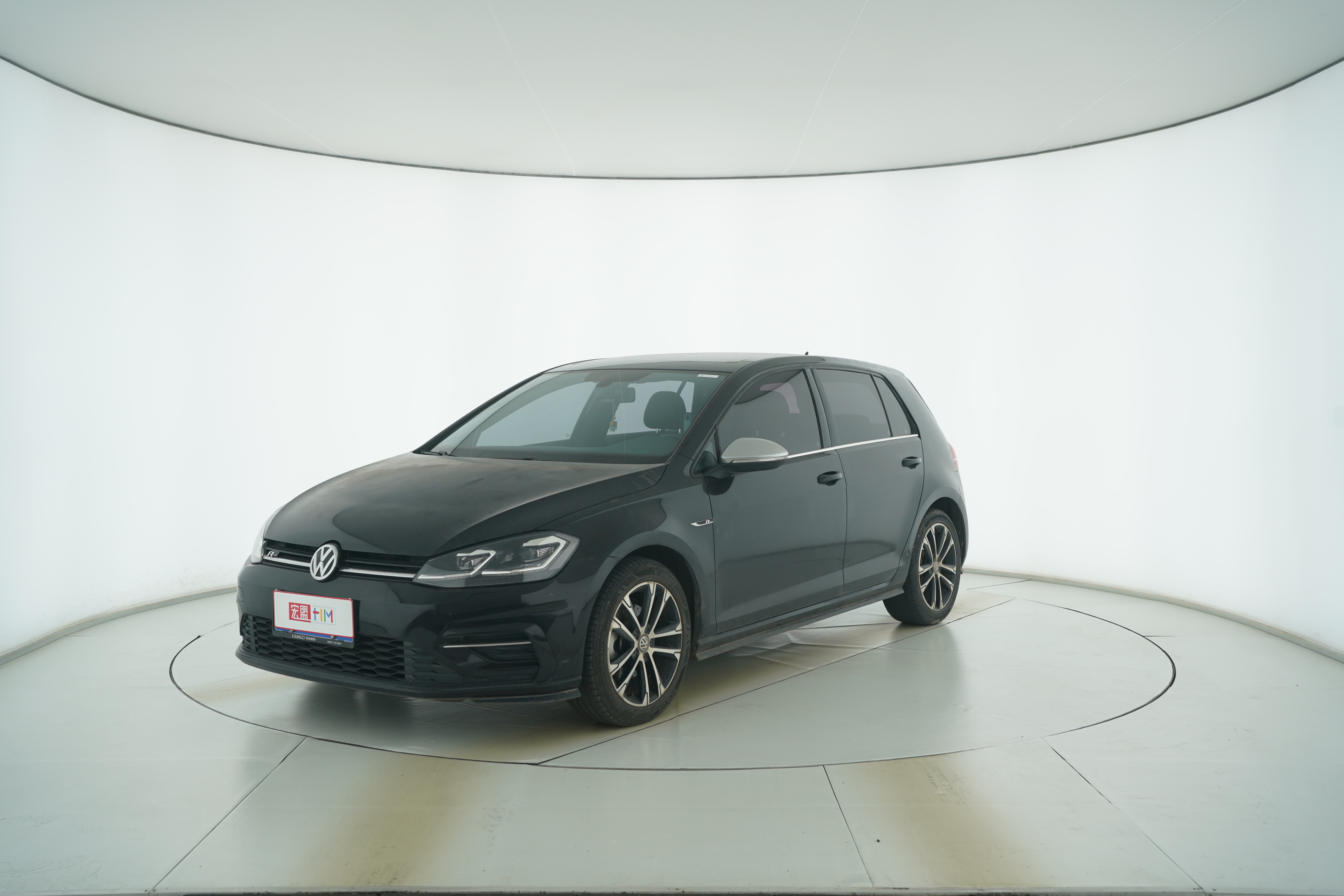 Volkswagen Golf 2019 — фото 1