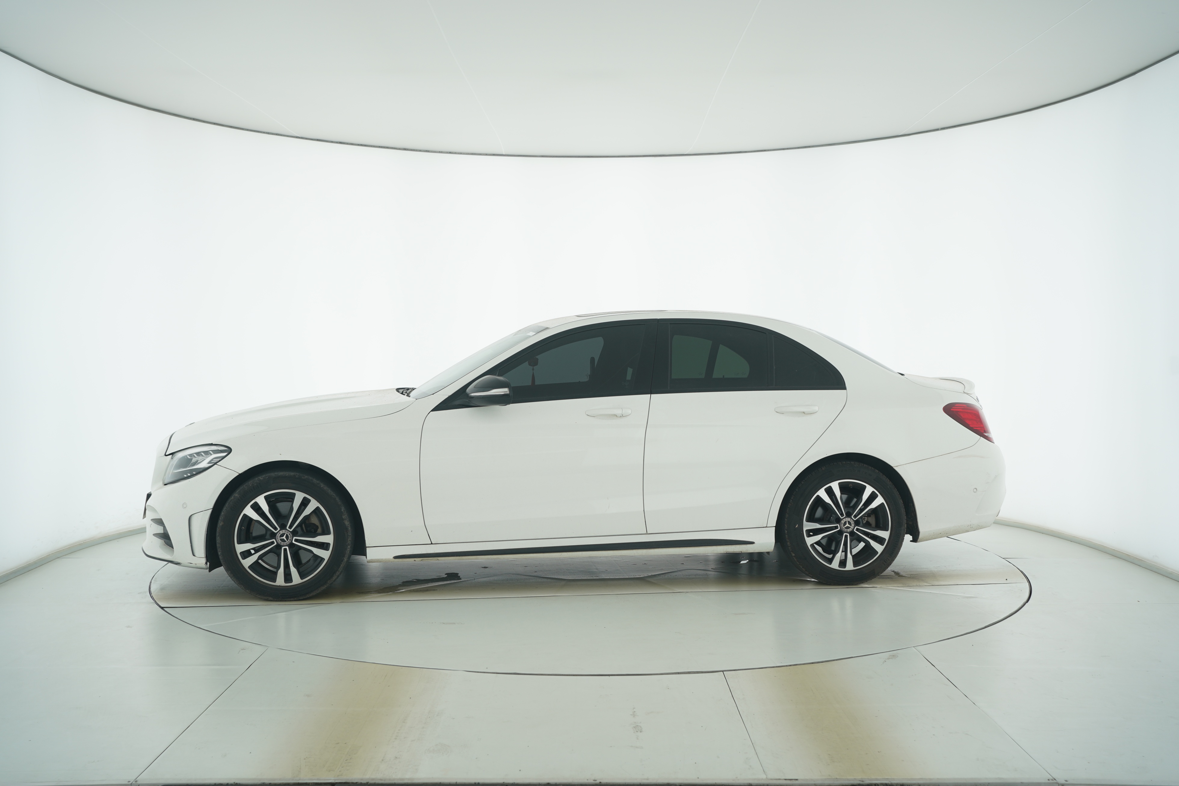 Mercedes Benz C-Class 2020 — фото 7