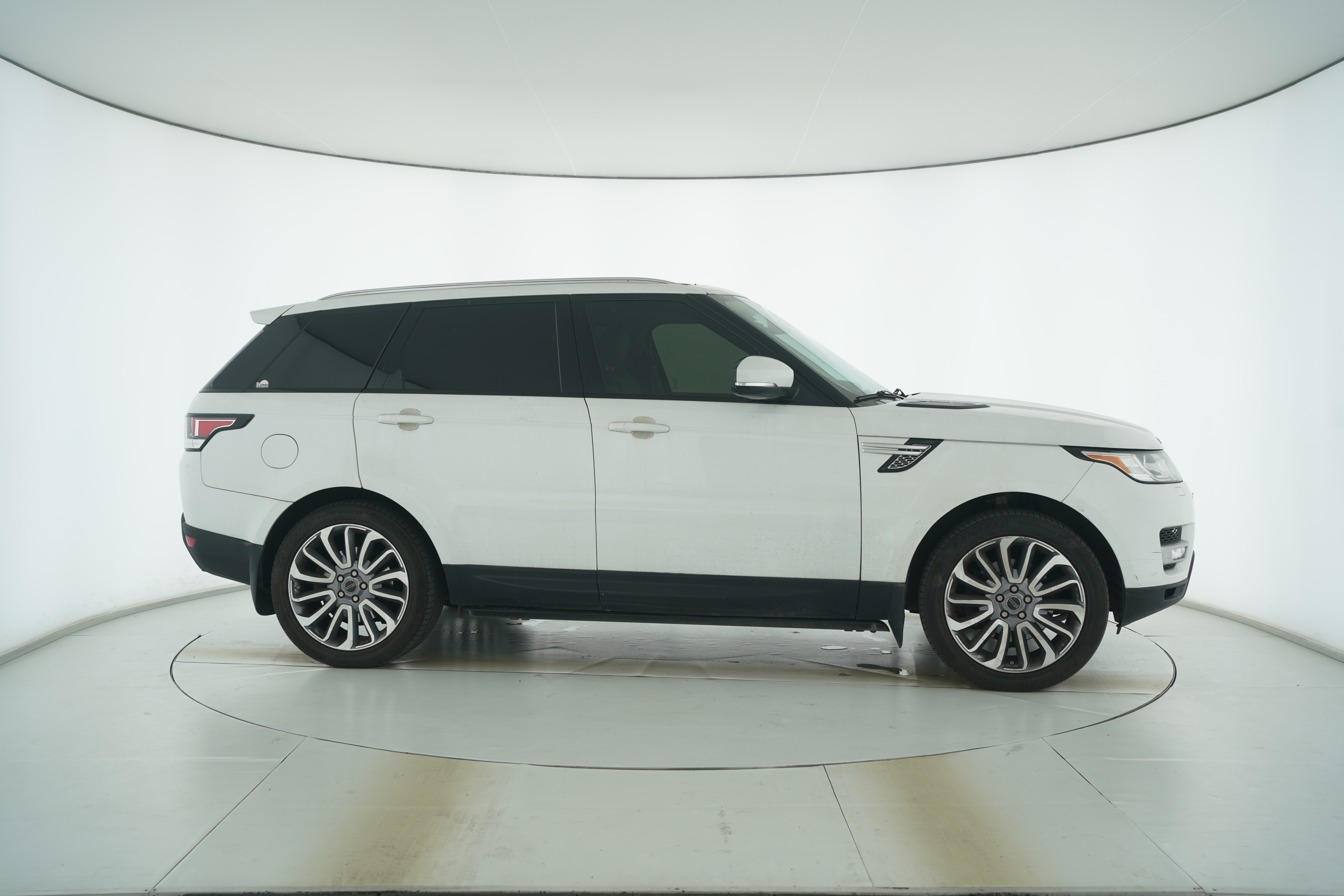 Land Rover Range Rover Sport 2014 — фото 8
