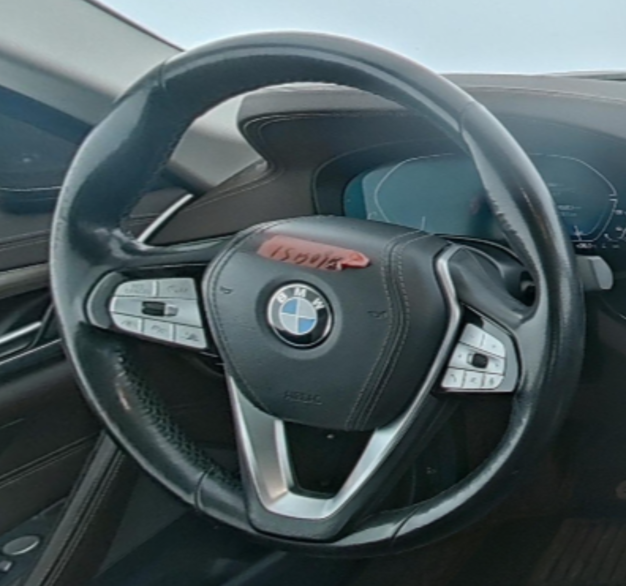 BMW 5 Series Hybrid 2020 — фото 10