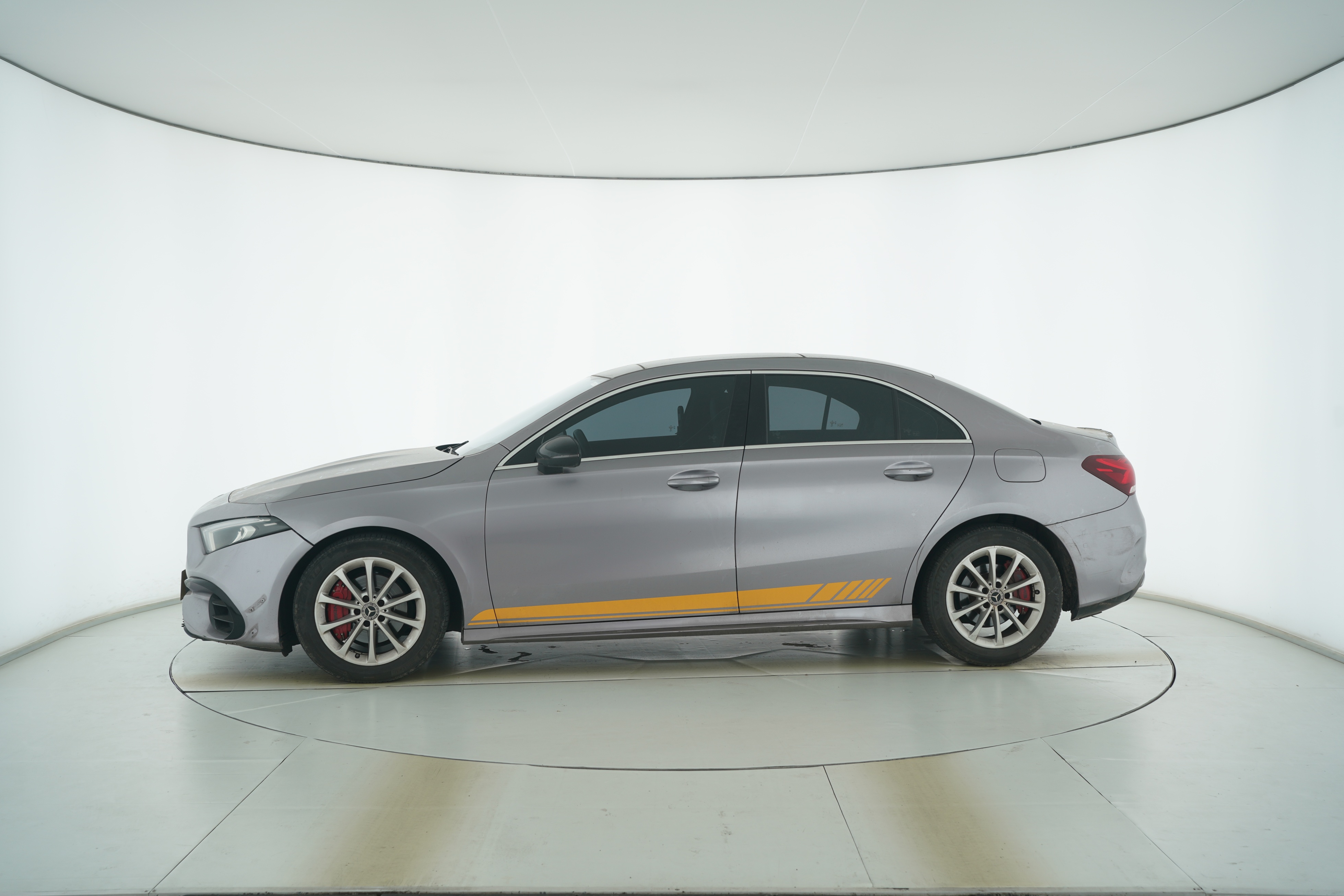 Mercedes Benz A-Class 2020 — фото 7