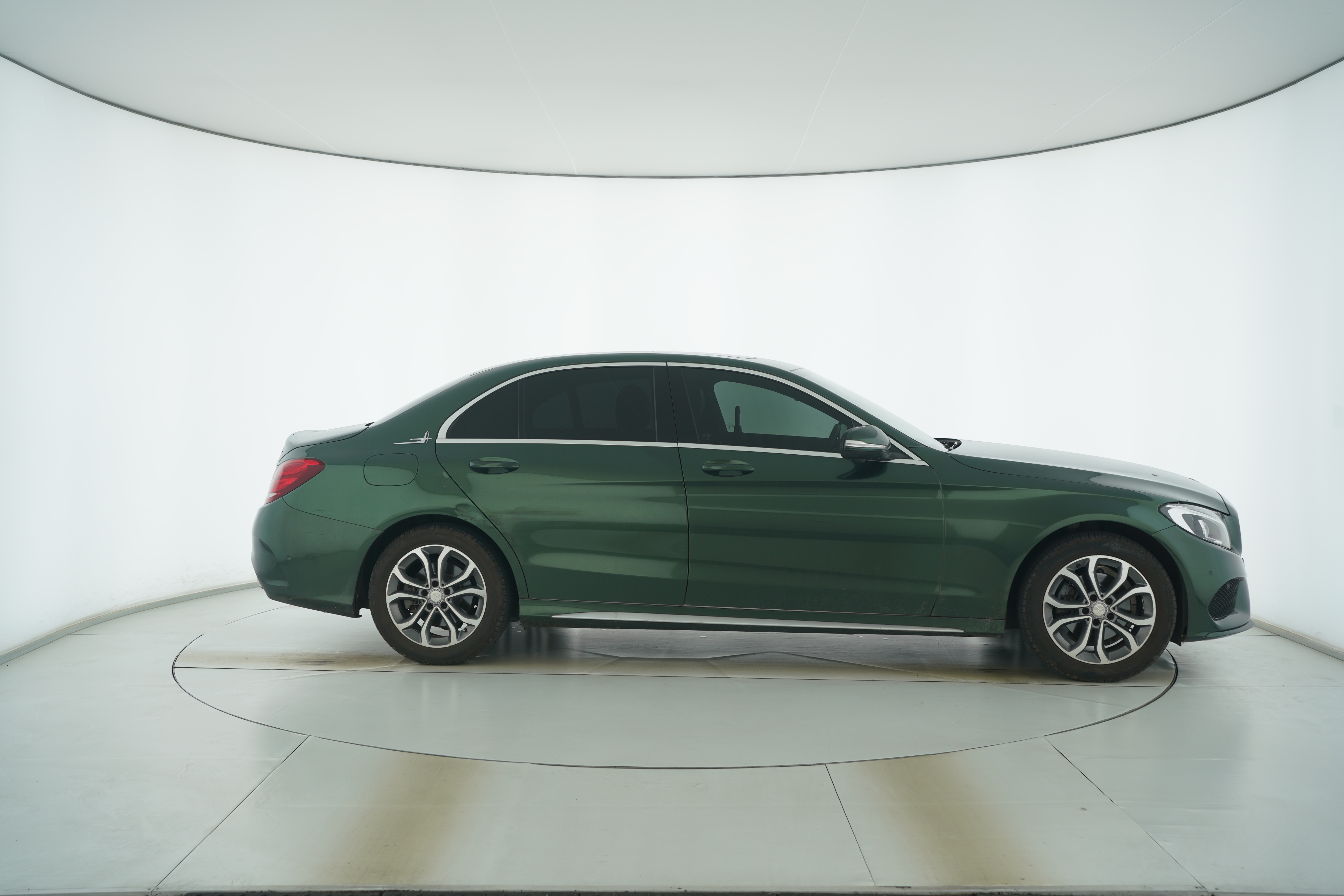Mercedes Benz C-Class 2015 — фото 8