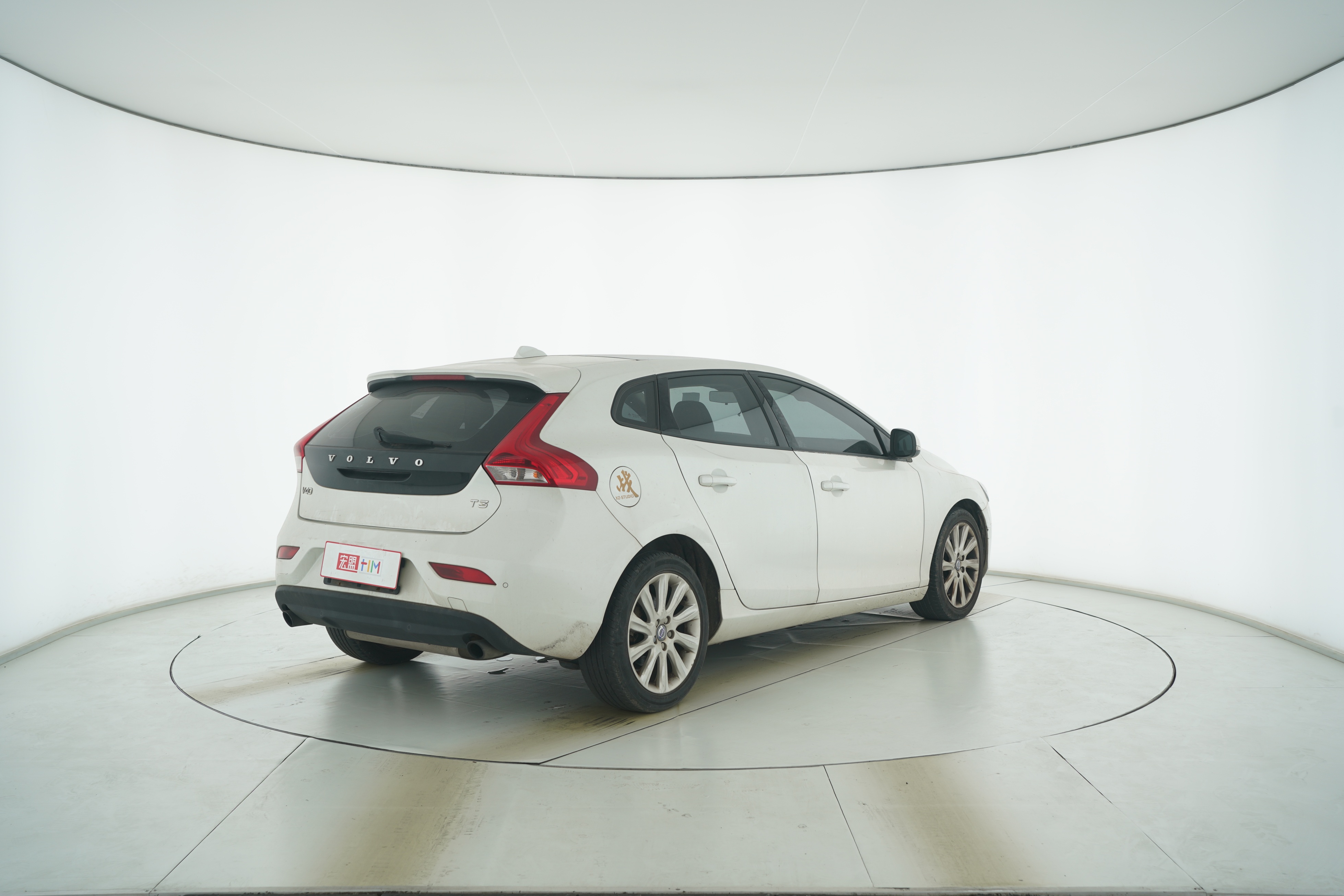 VOLVO V40 2016 — фото 4