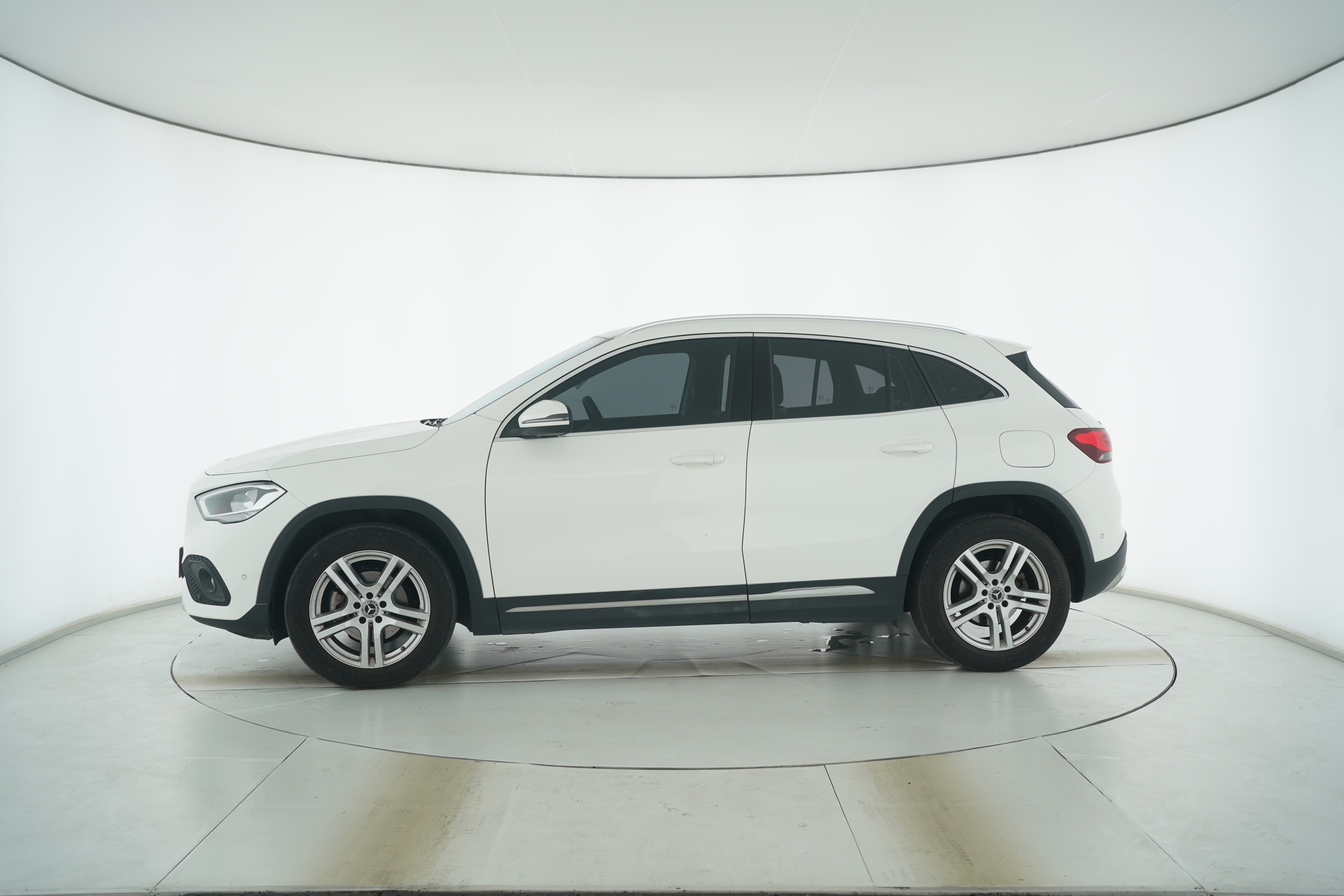 Mercedes Benz GLA 2020 — фото 7