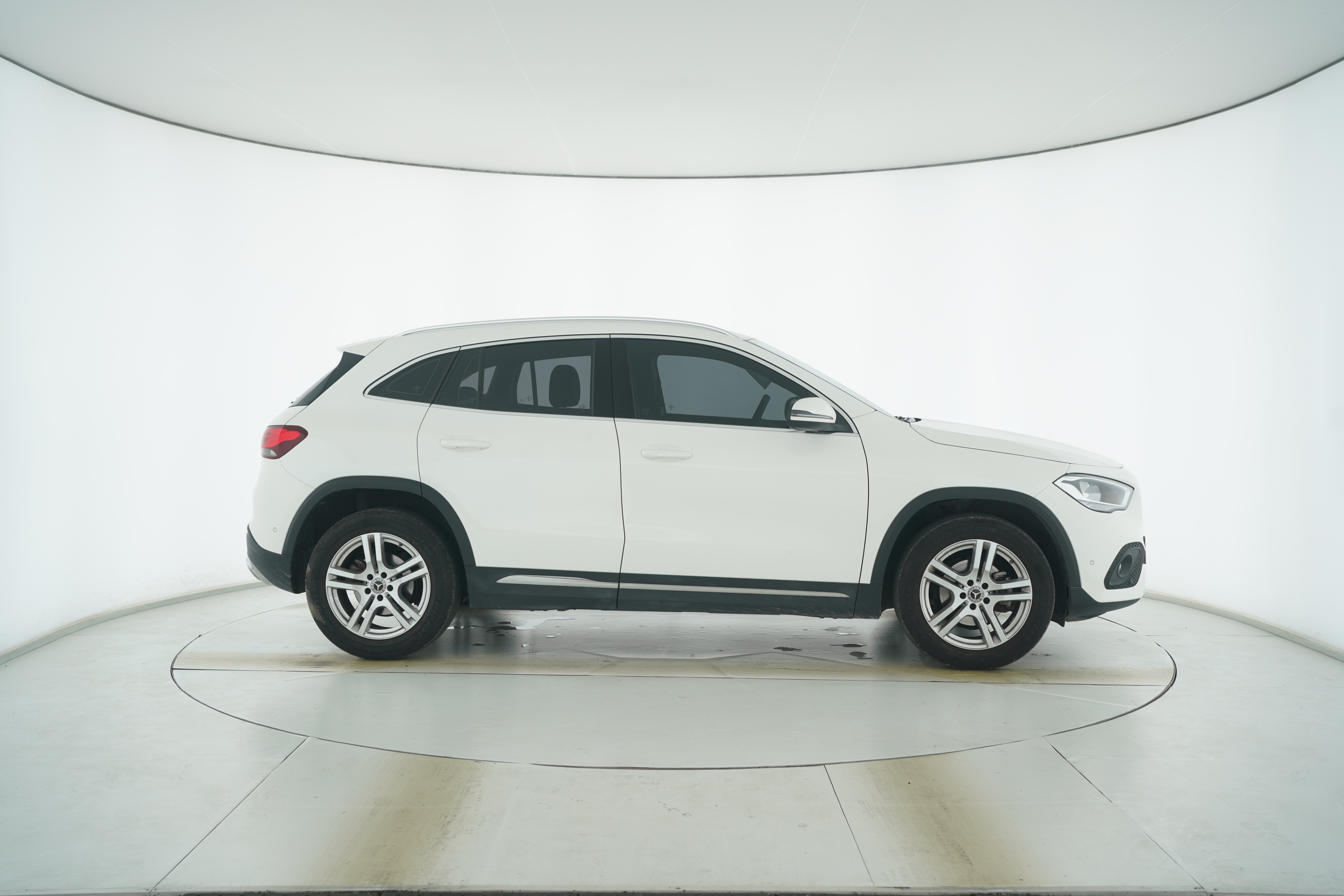 Mercedes Benz GLA 2020 — фото 8