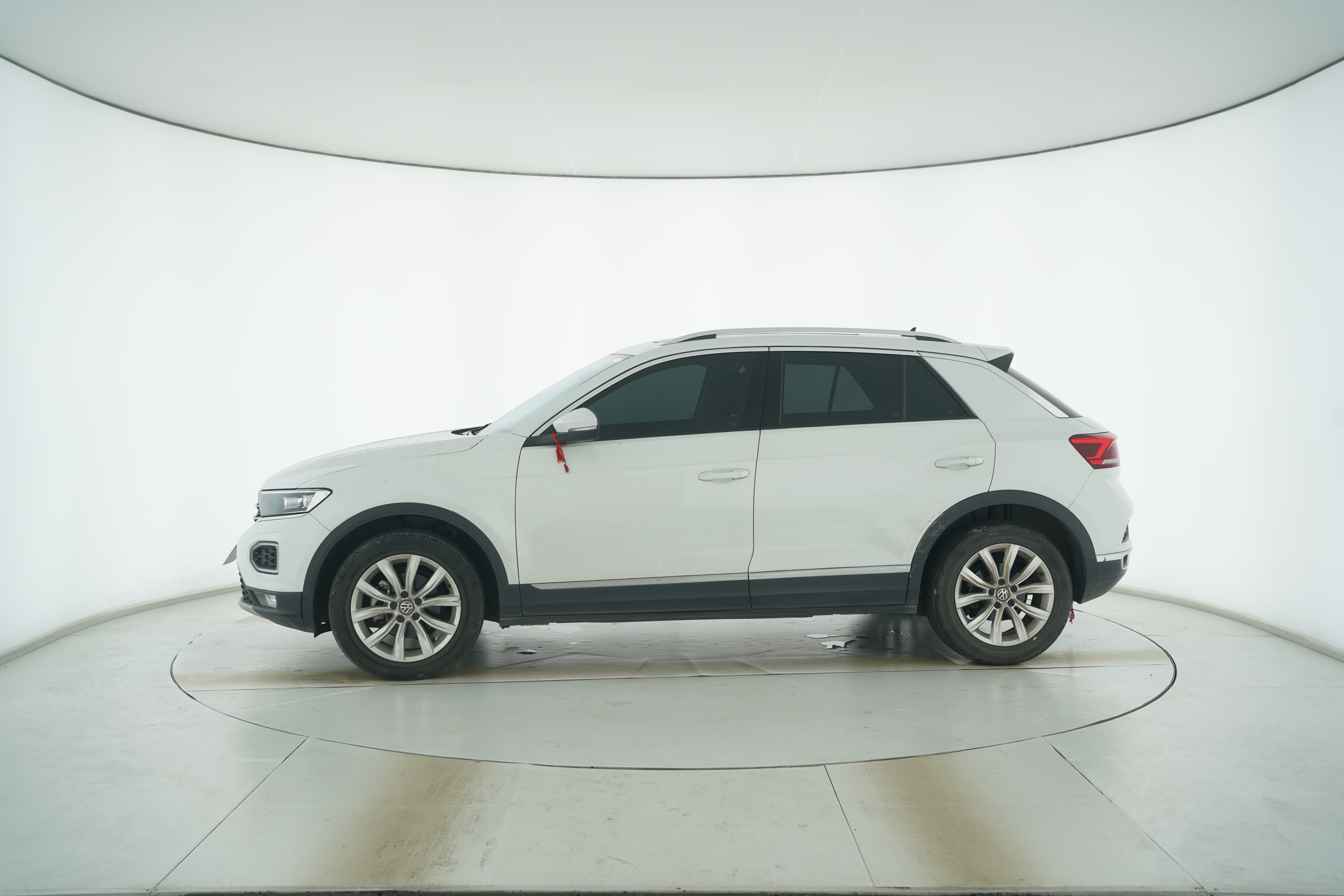 Volkswagen T-ROC 2020 — фото 7