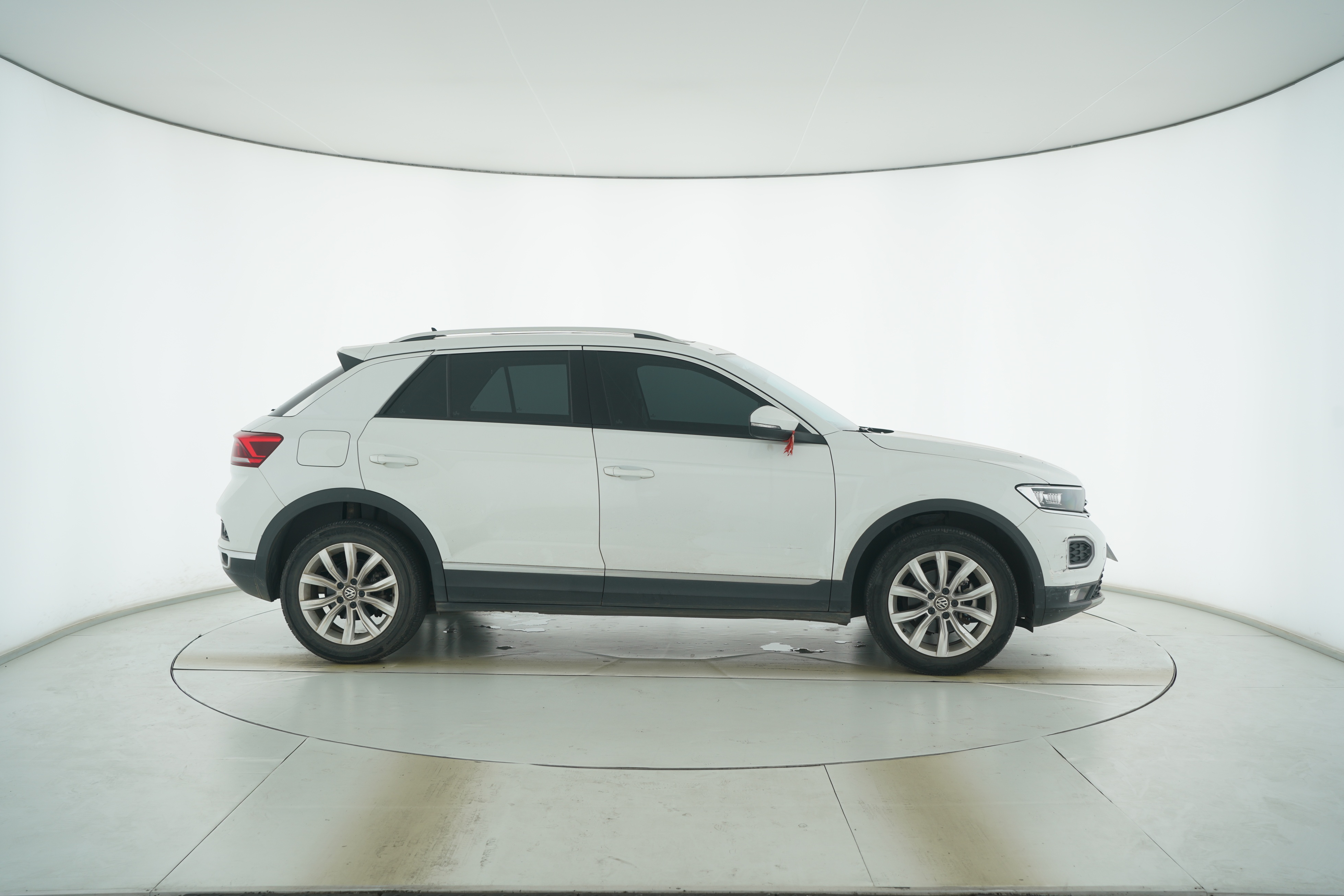 Volkswagen T-ROC 2020 — фото 8