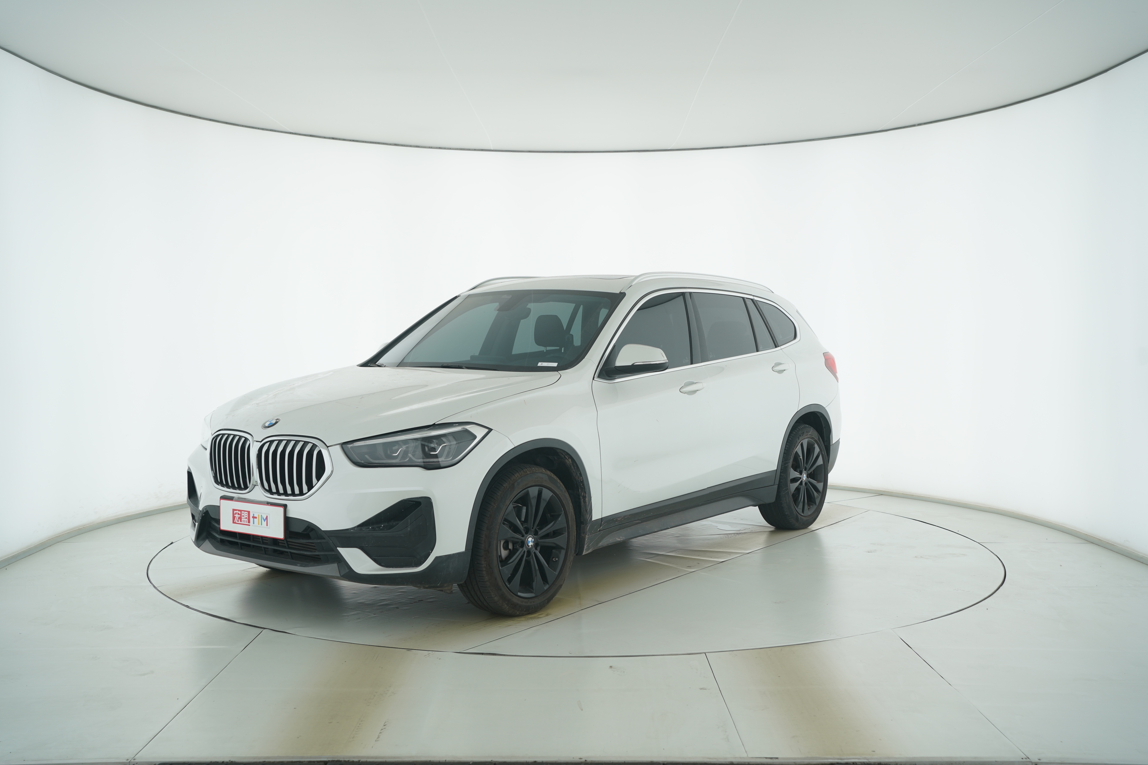BMW X1 2020 — фото 1