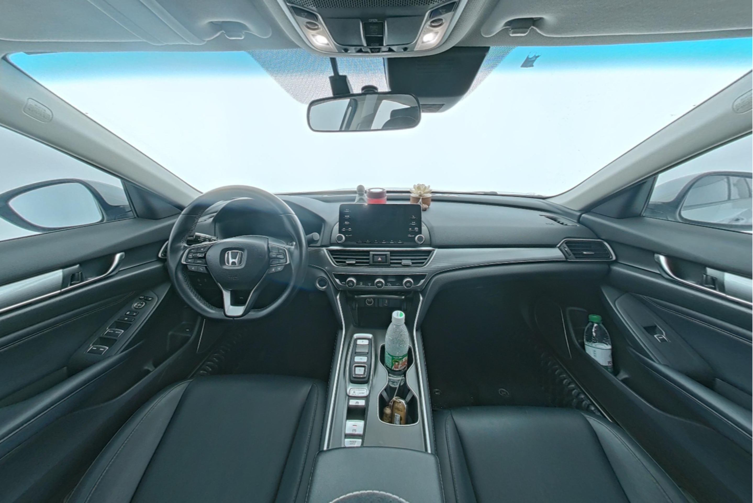 Honda Accord 2018 — фото 9