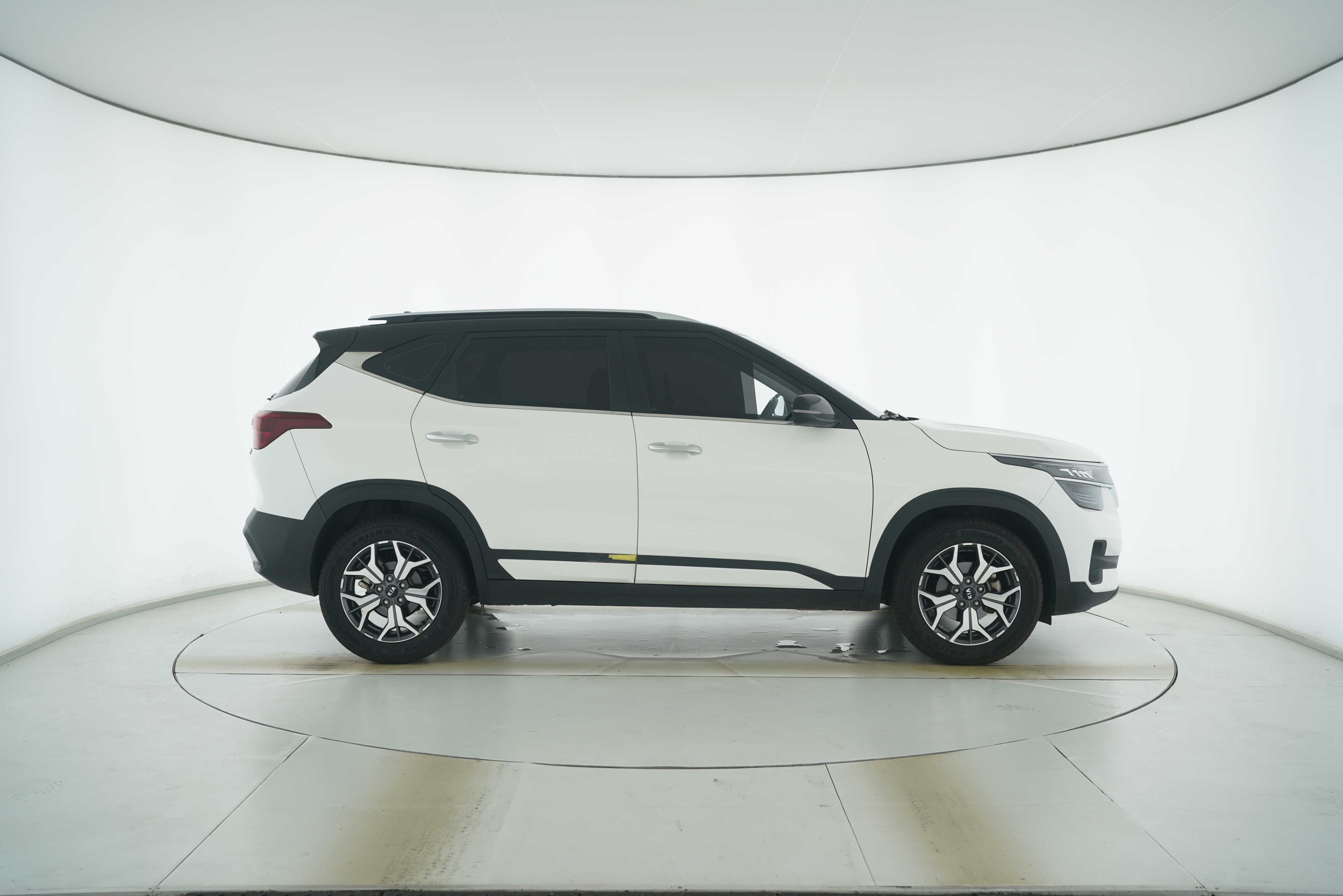 KIA KX3 Outlander 2020 — фото 8