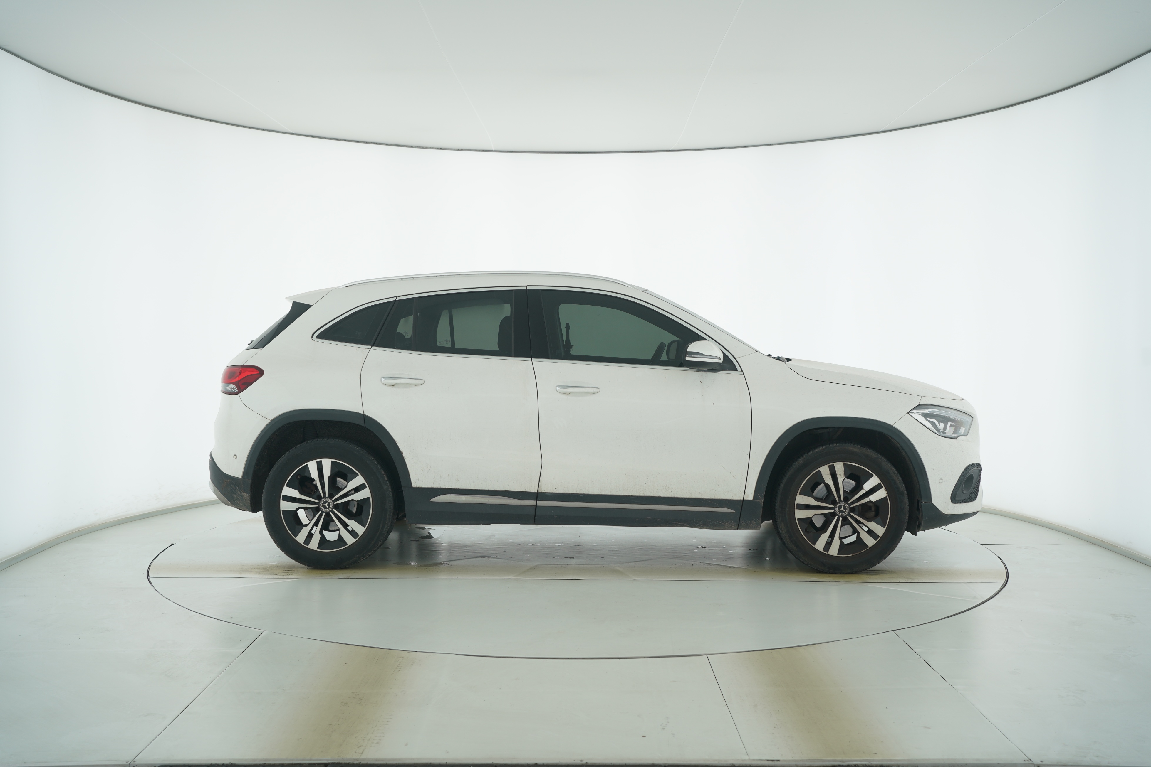 Mercedes Benz GLA 2020 — фото 8