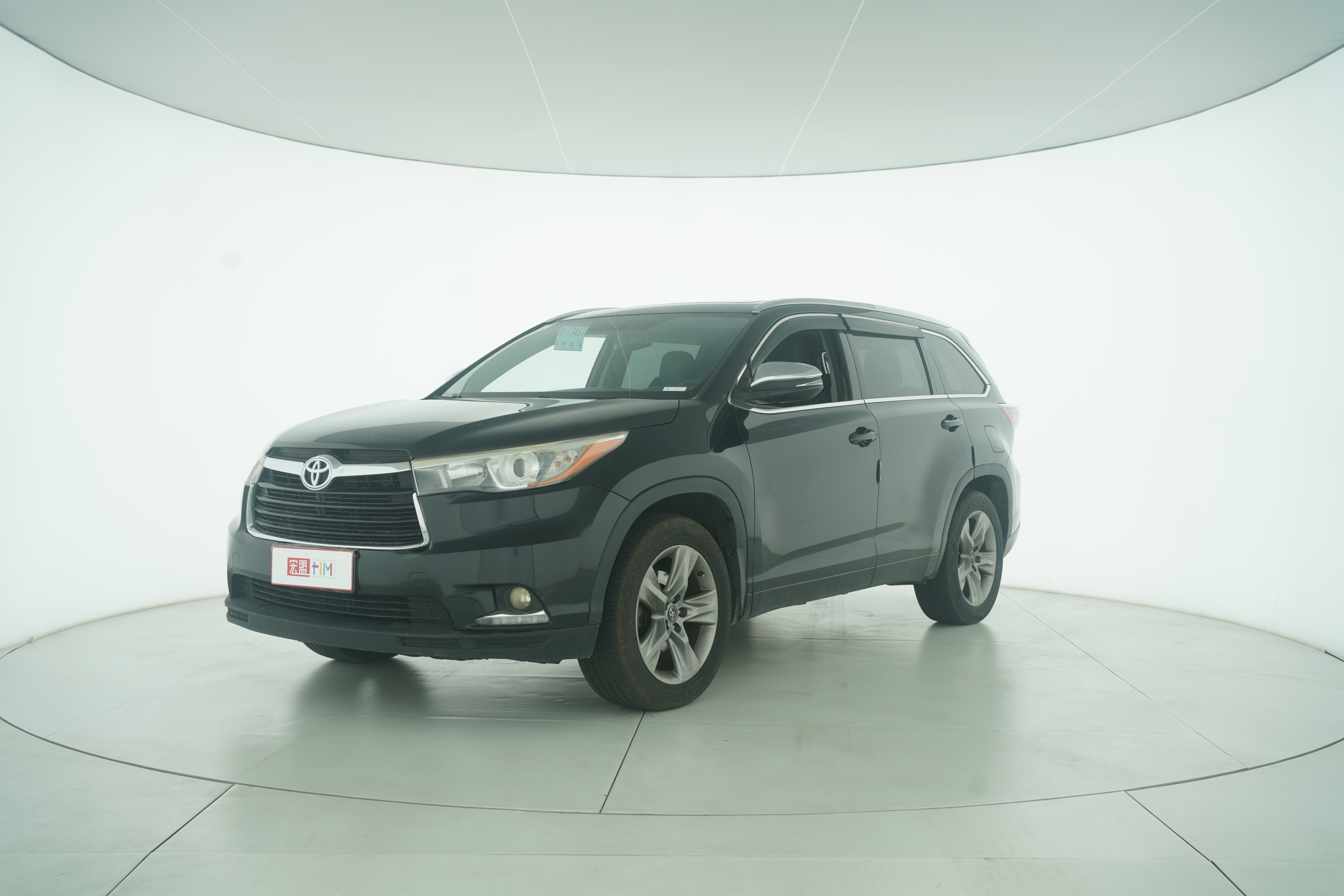 Toyota Highlander 2015 — фото 1