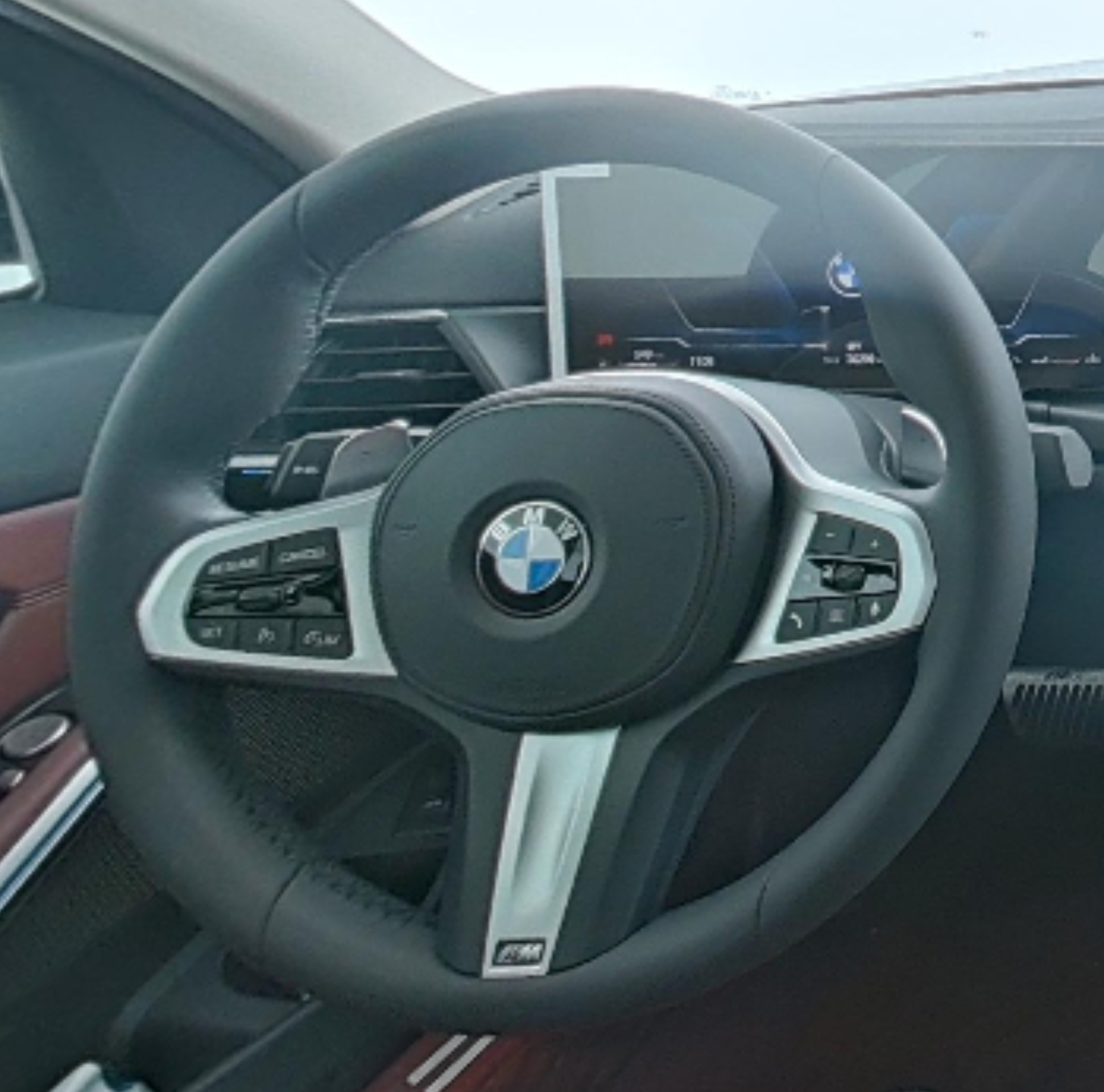 BMW 3 Series 2023 — фото 10