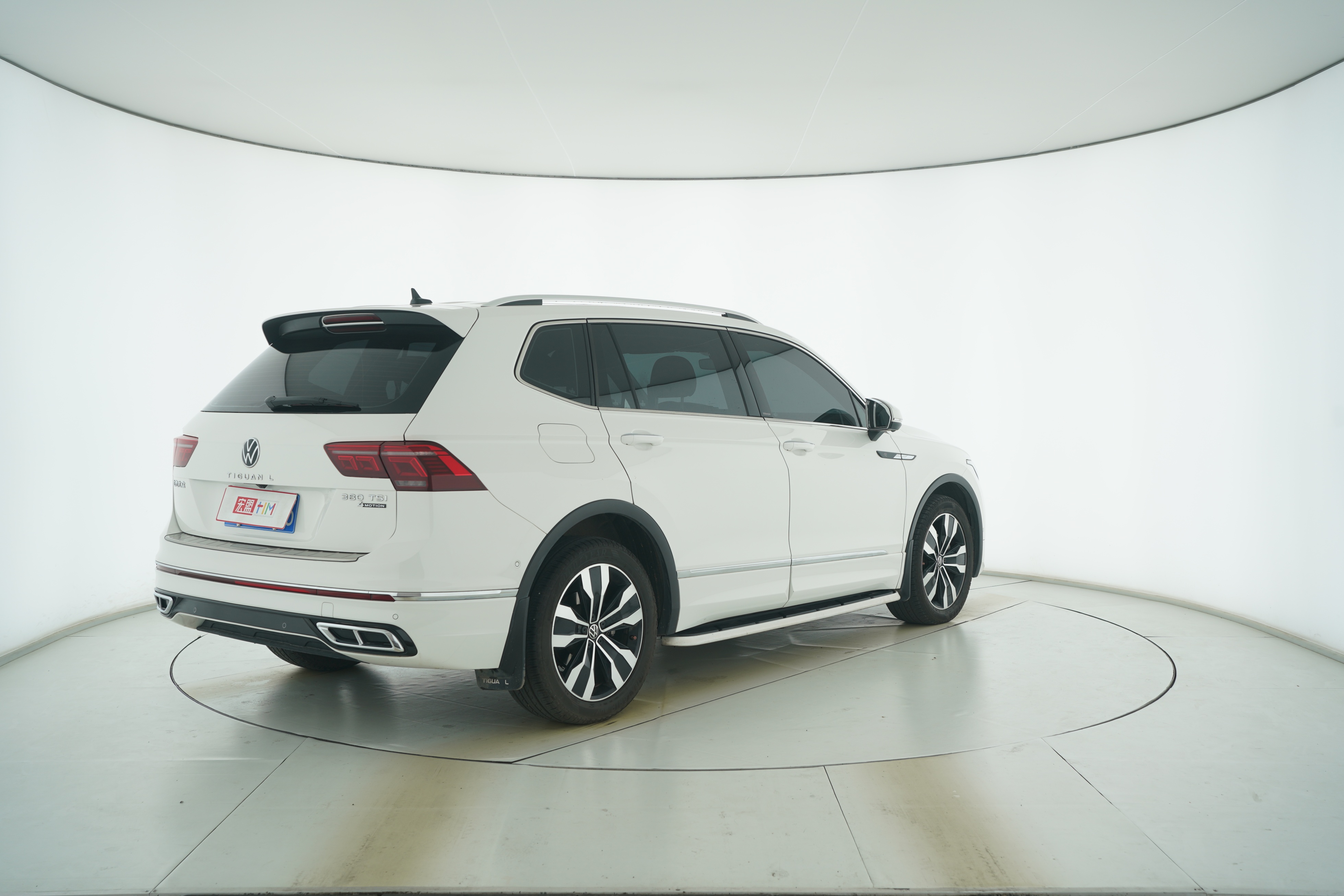 Volkswagen Tiguan L 2022 — фото 4